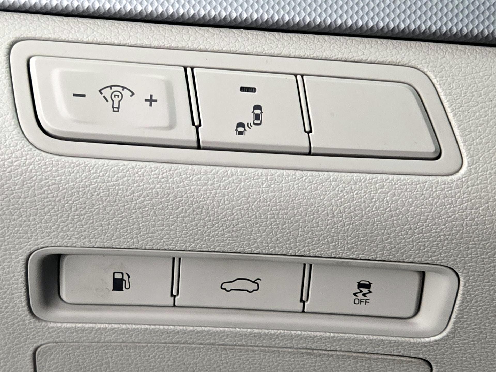 Thumbnail: 2019 Hyundai Sonata - 13