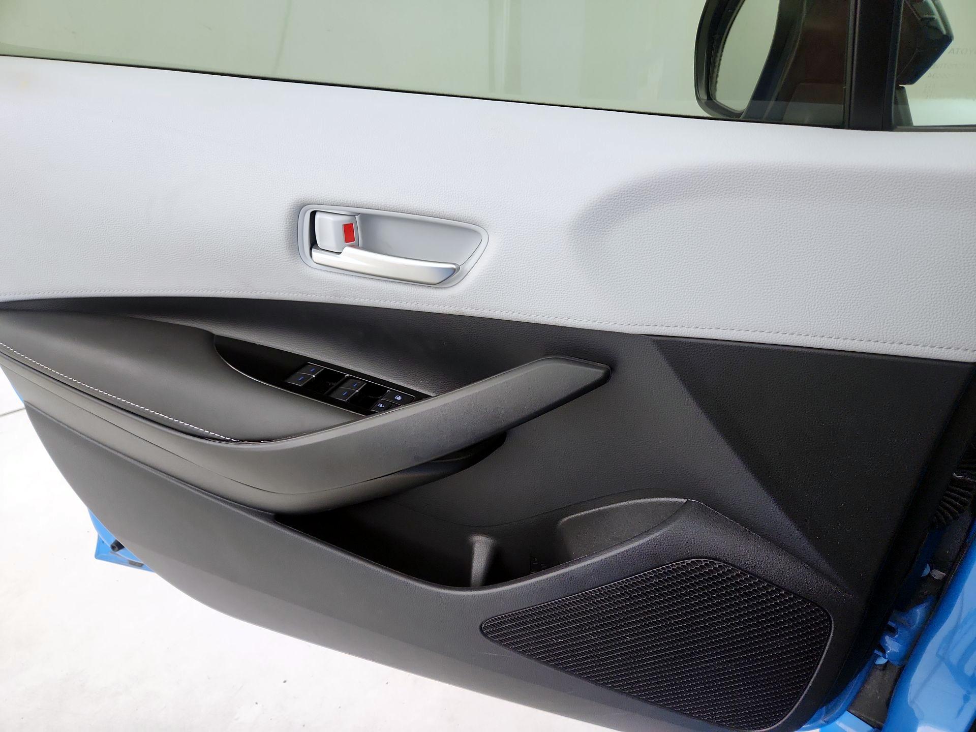 Thumbnail: 2022 Toyota Corolla - 12