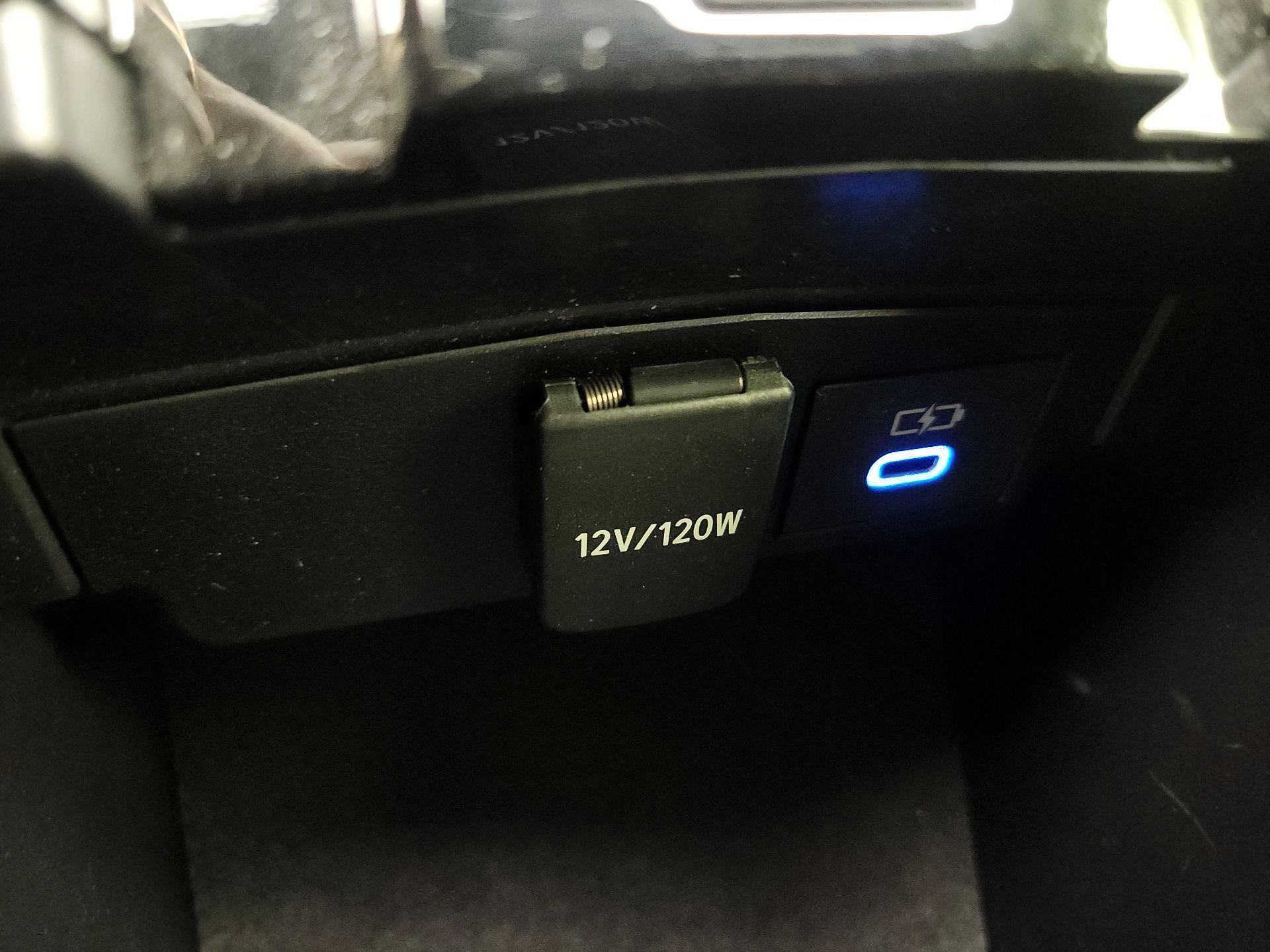 Thumbnail: 2022 Toyota Corolla - 18