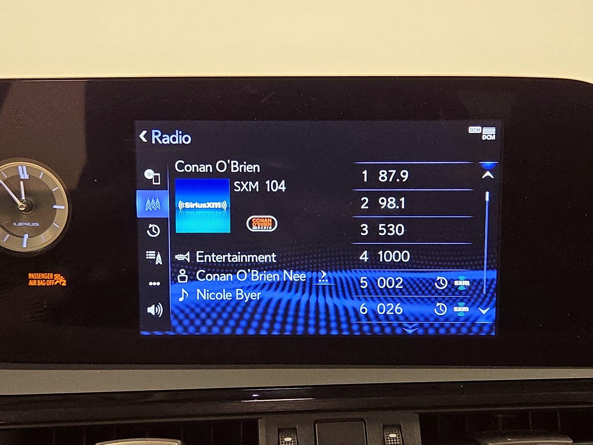 Thumbnail: 2022 Lexus ES - 15