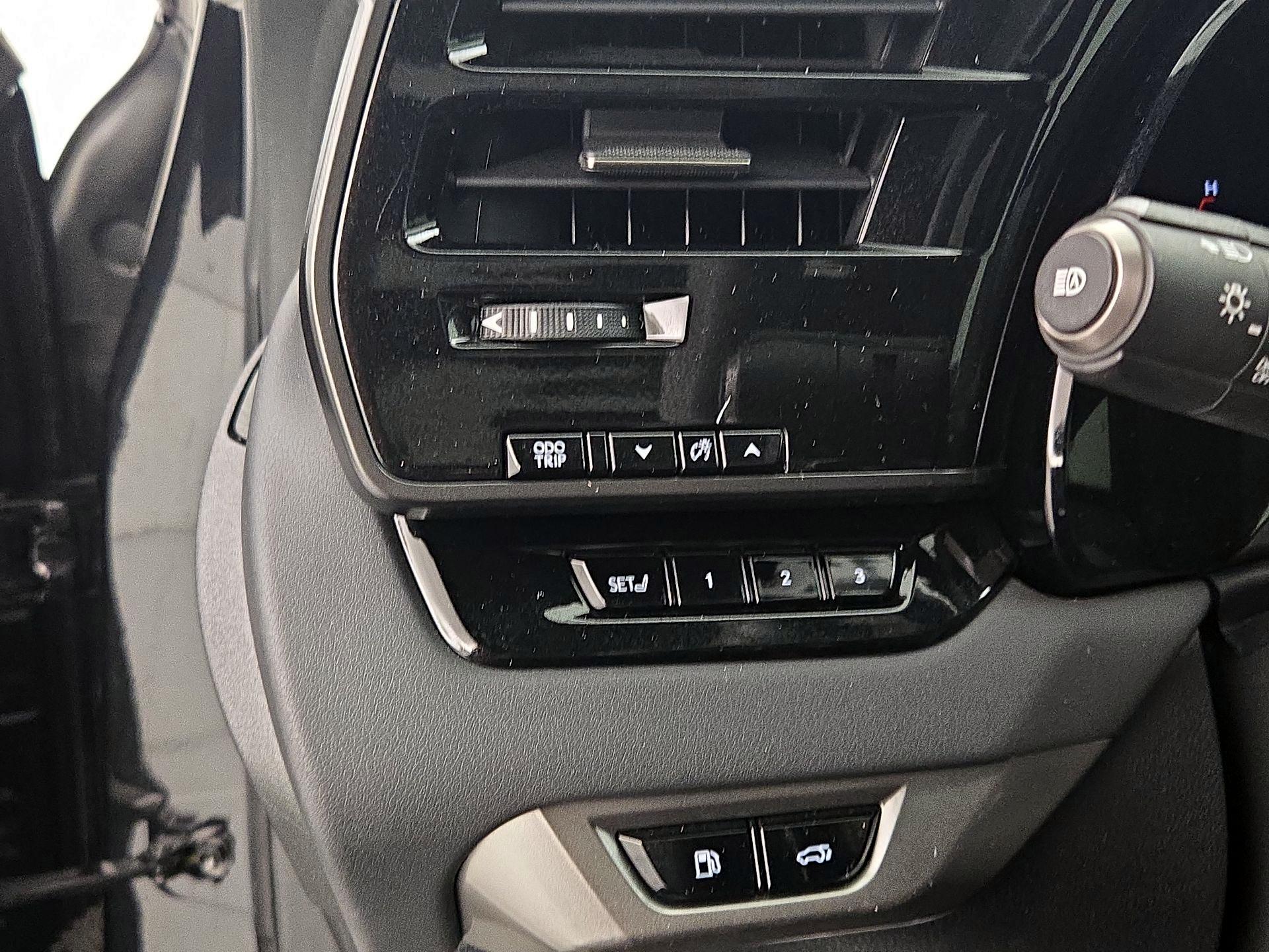 Thumbnail: 2023 Lexus RX - 13