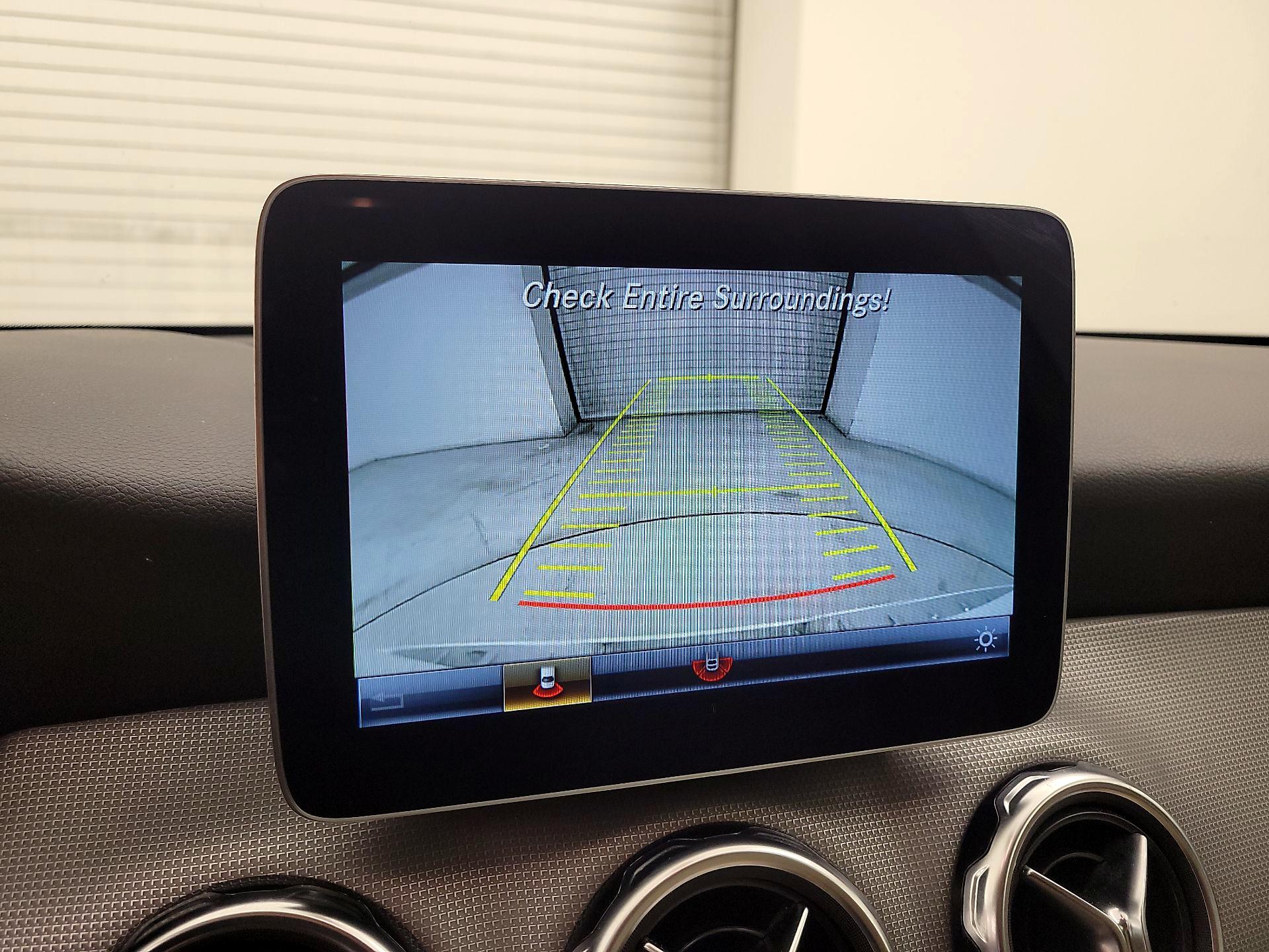 Thumbnail: 2020 Mercedes-Benz GLA - 14