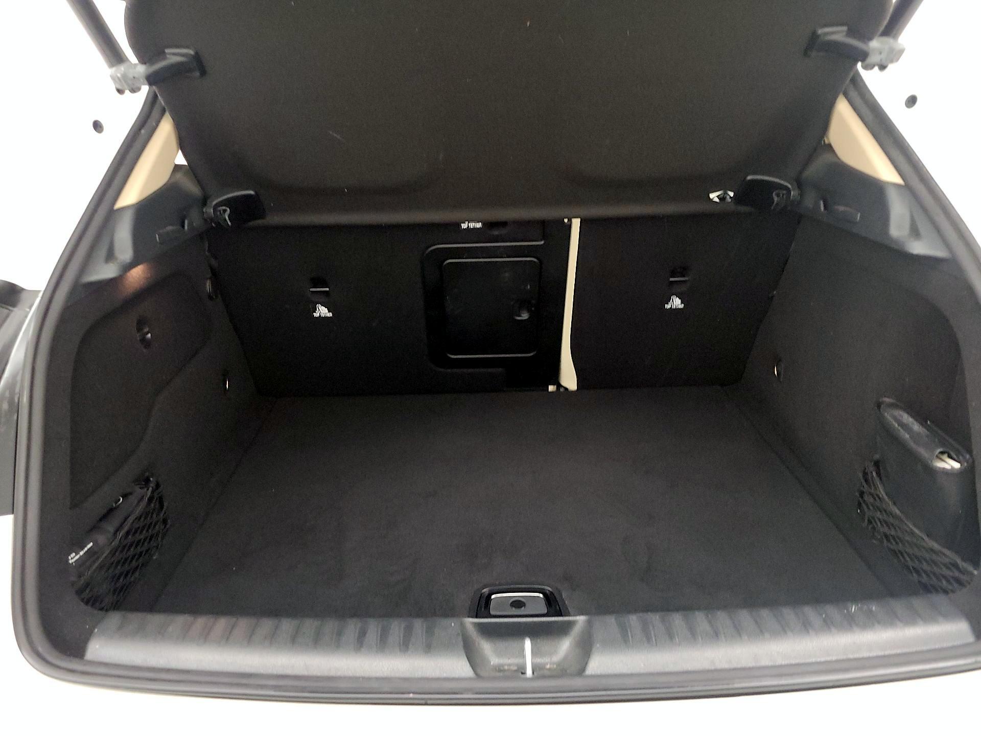 Thumbnail: 2020 Mercedes-Benz GLA - 20