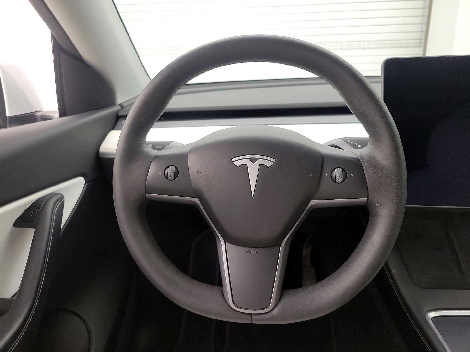 Thumbnail: 2021 Tesla Model Y - 10