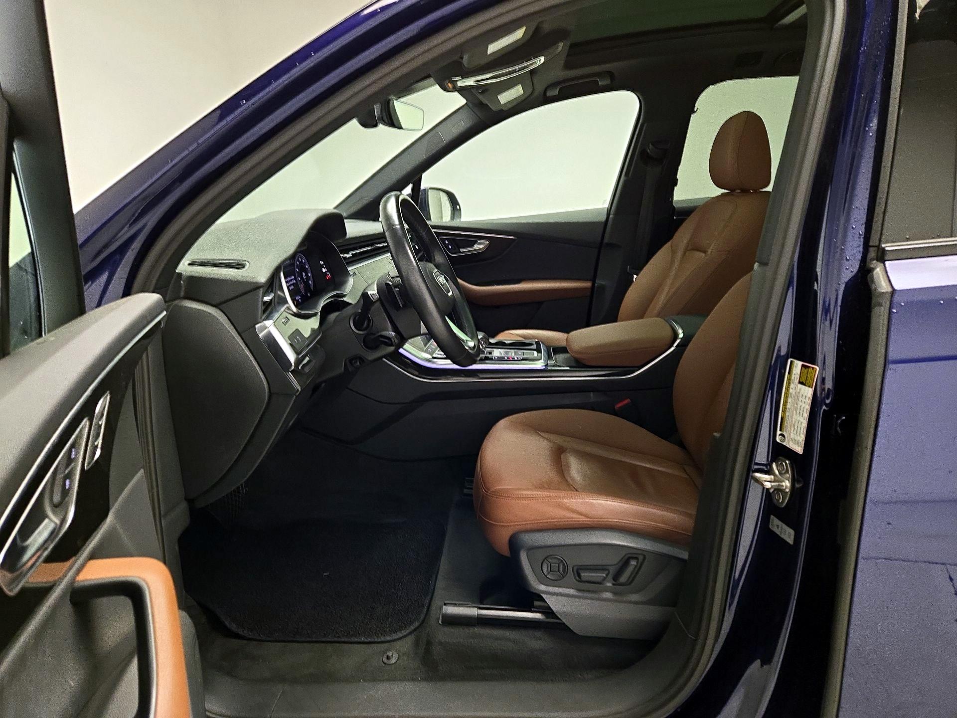 Thumbnail: 2022 Audi Q7 - 11