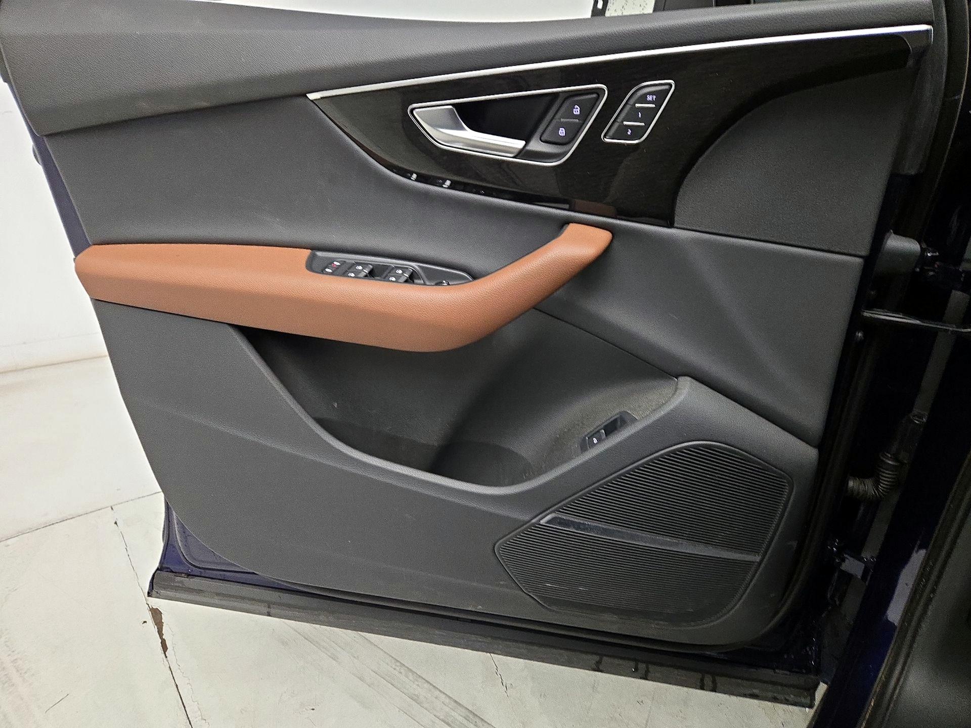 Thumbnail: 2022 Audi Q7 - 12