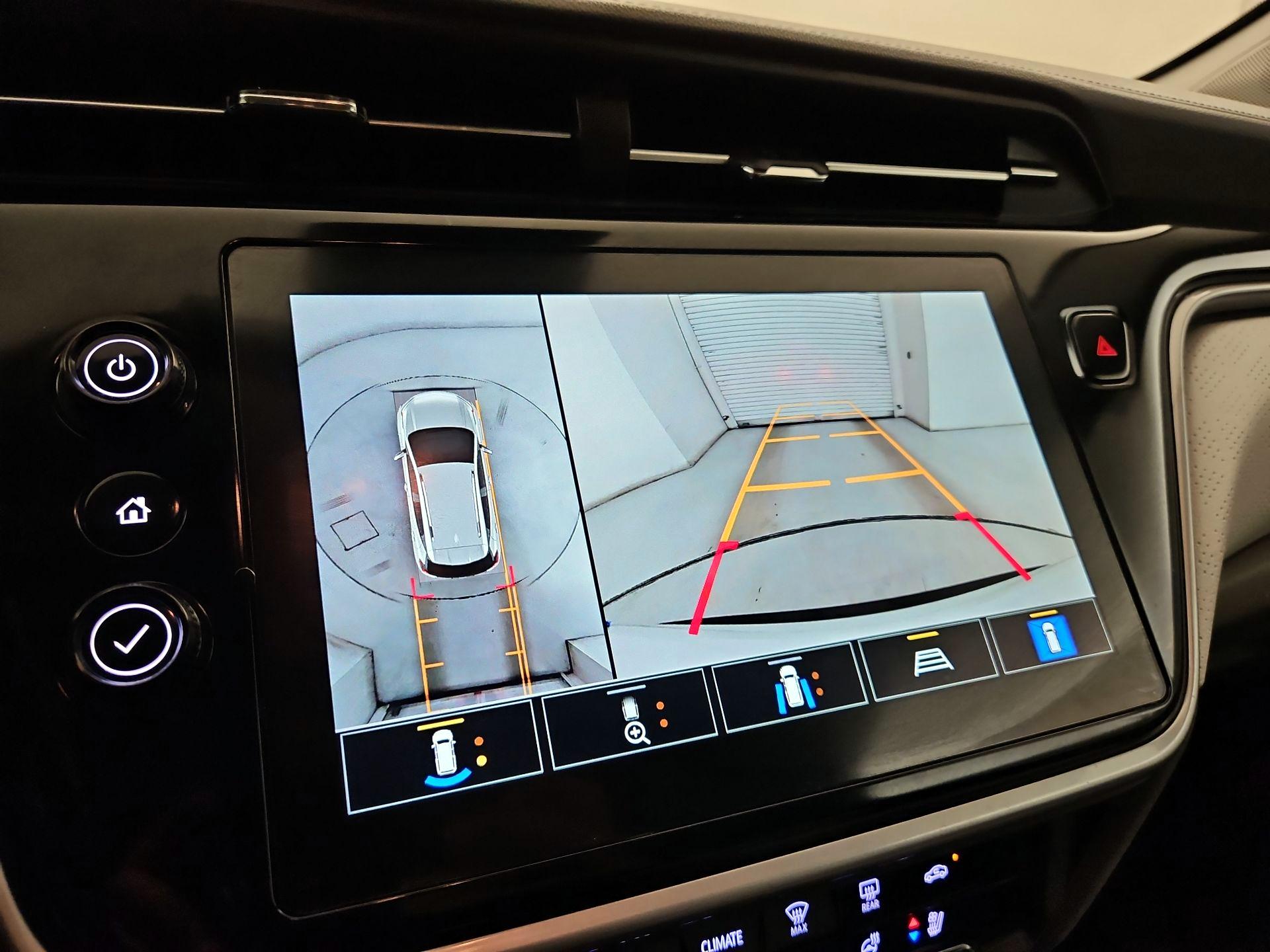 Thumbnail: 2023 Chevrolet Bolt EUV - 14