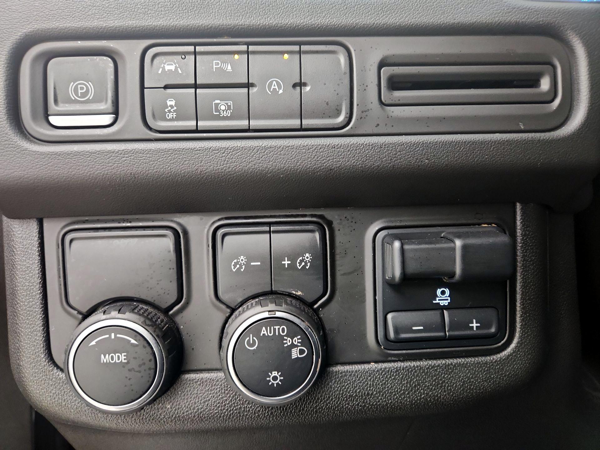 Thumbnail: 2023 Chevrolet Tahoe - 13