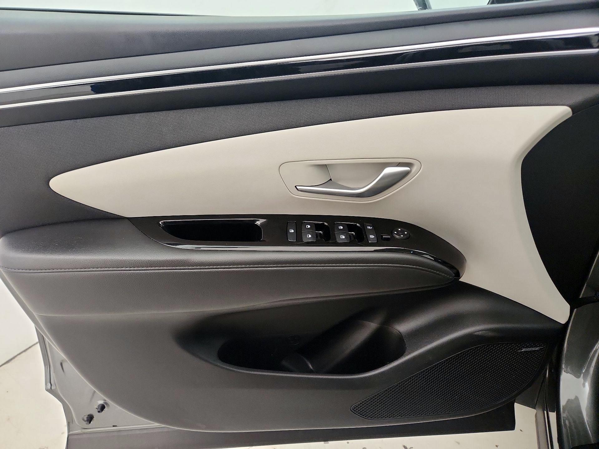 Thumbnail: 2022 Hyundai Tucson - 12