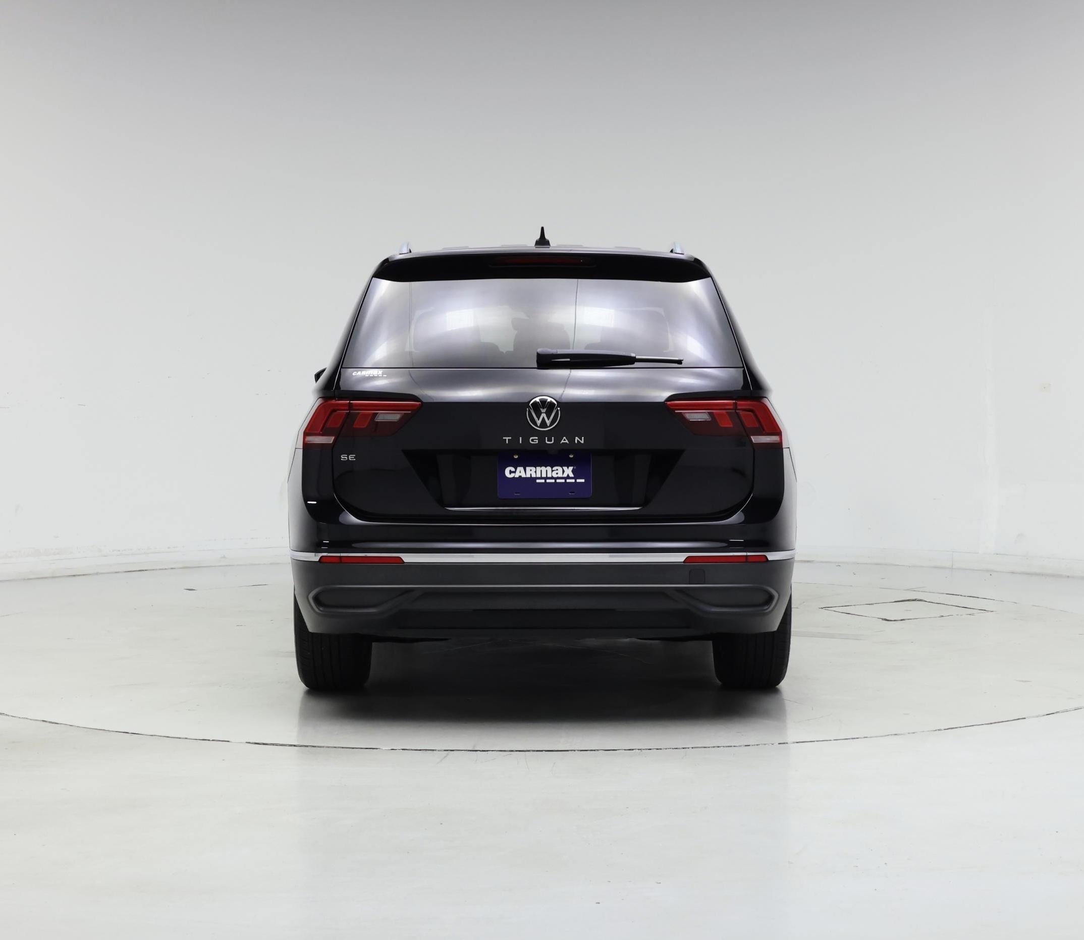 Thumbnail: 2022 Volkswagen Tiguan - 6