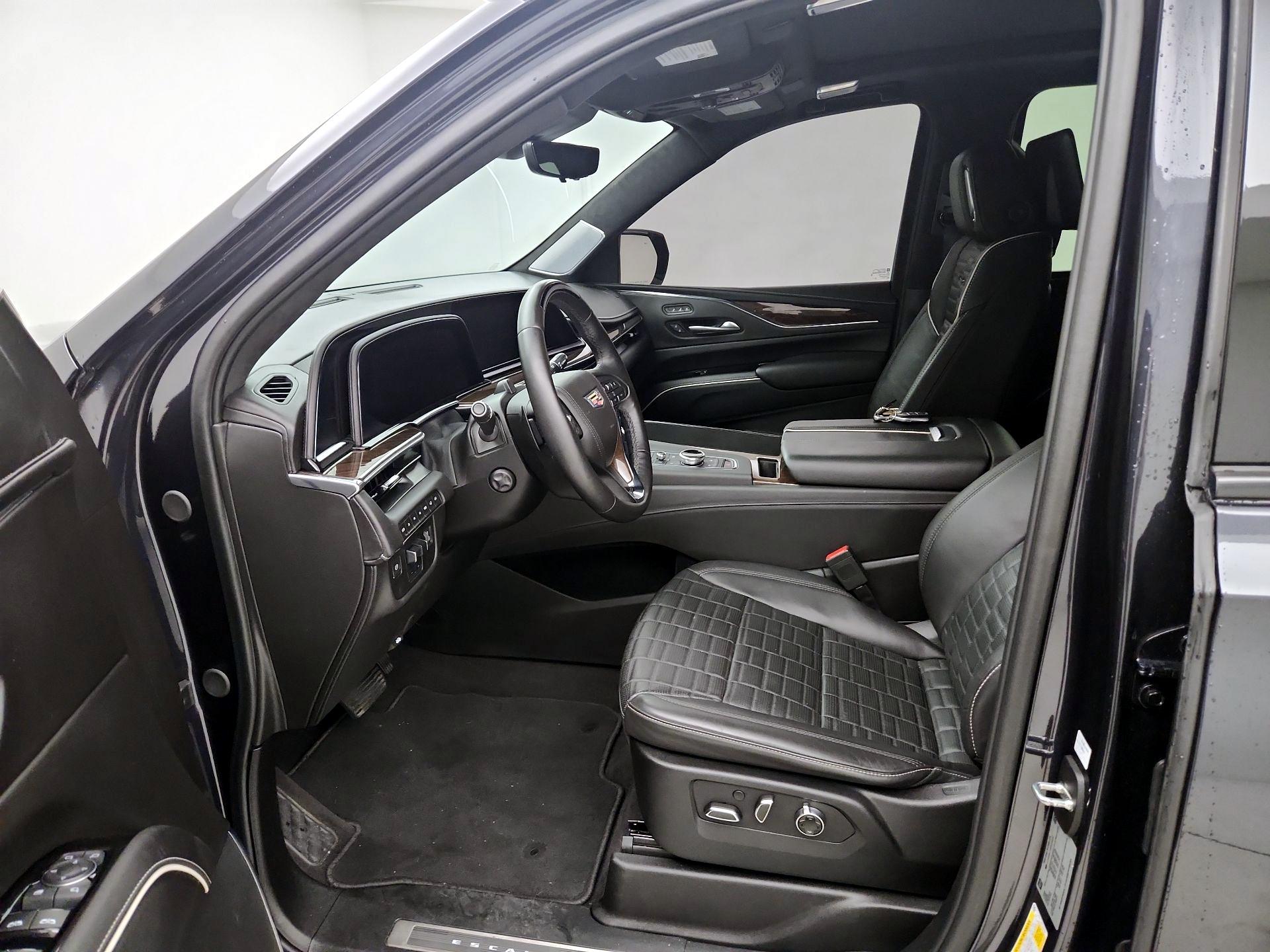 Thumbnail: 2024 Cadillac Escalade - 11