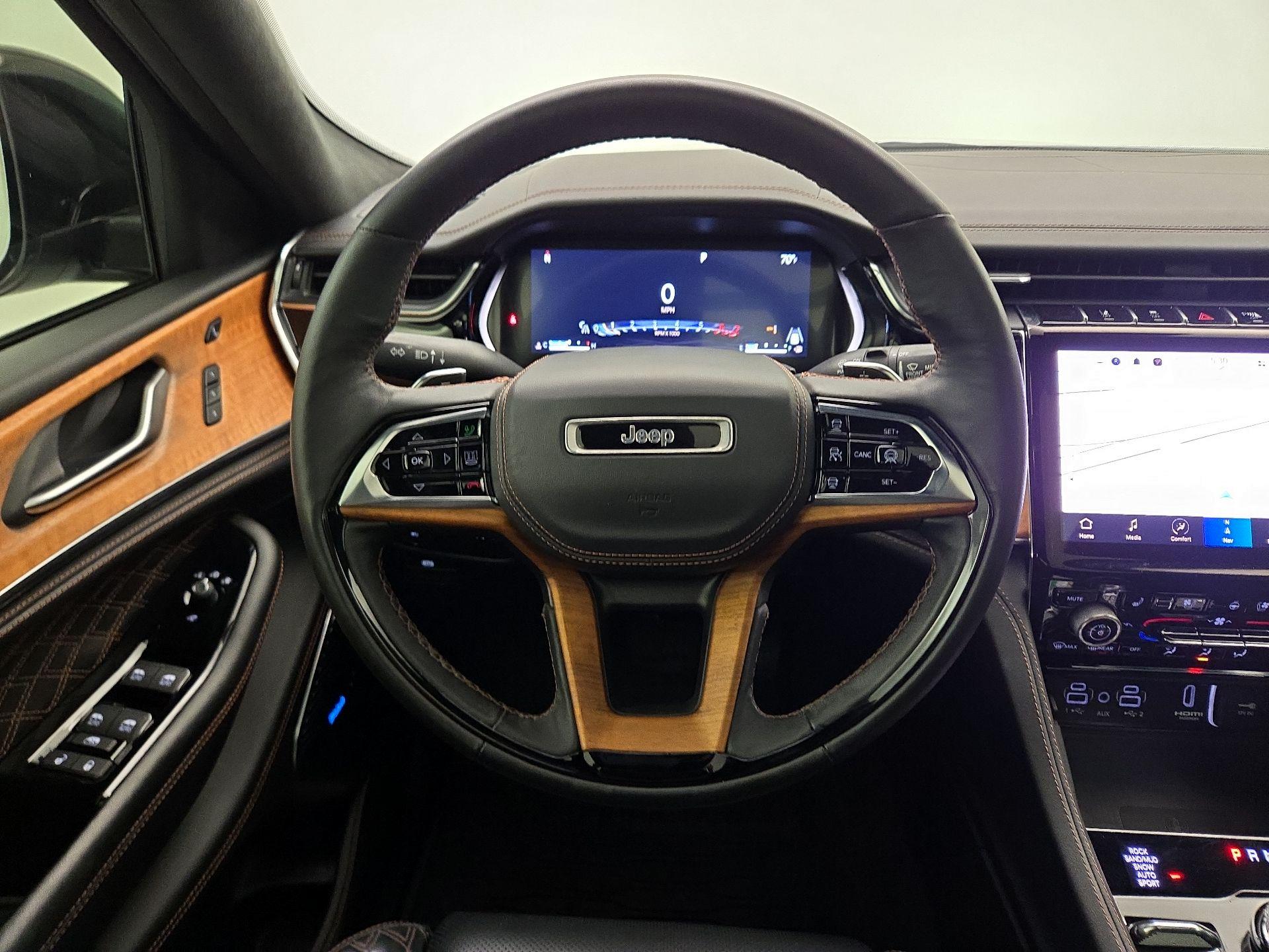 Thumbnail: 2023 Jeep Grand Cherokee L - 10