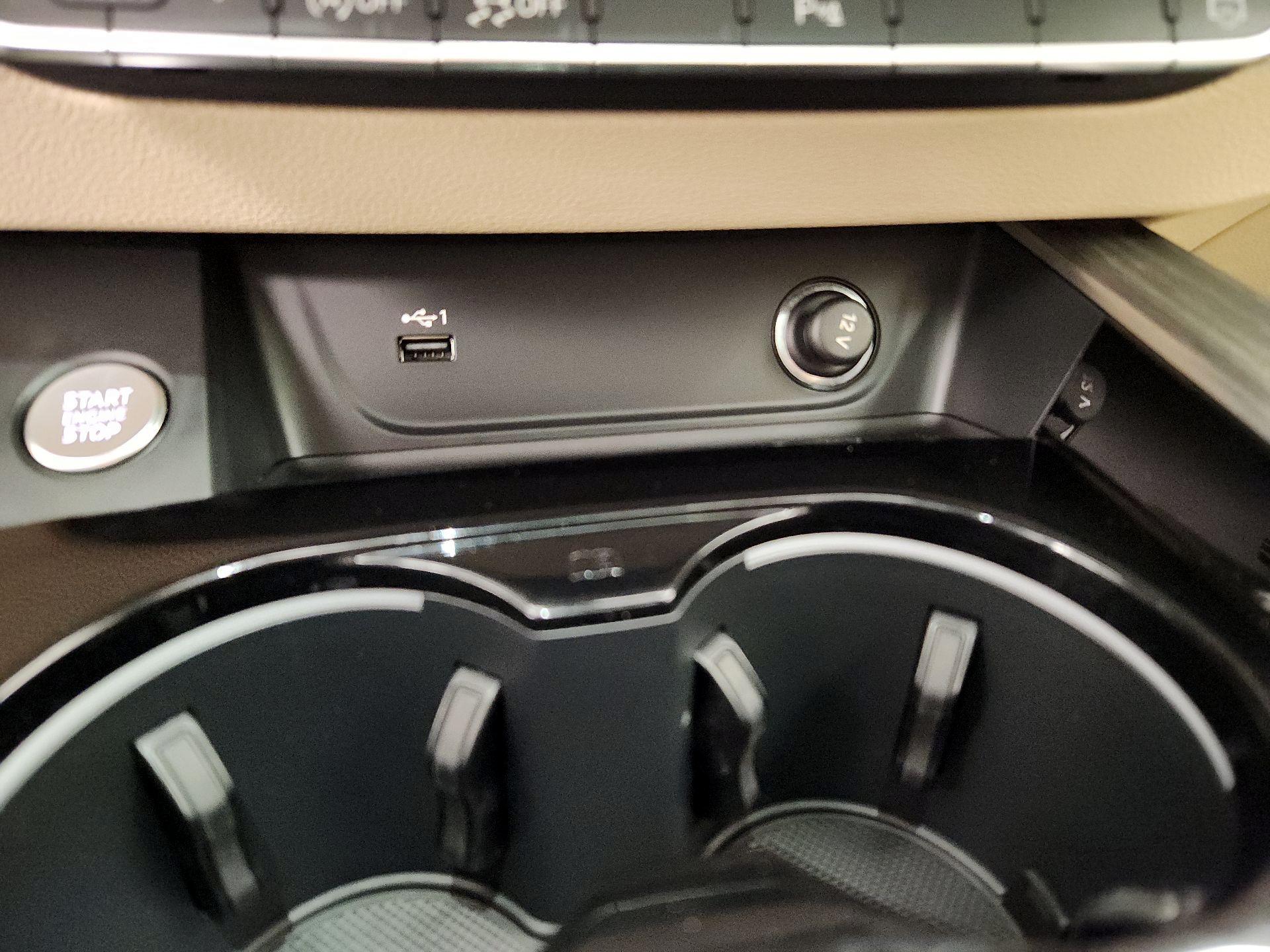 Thumbnail: 2023 Audi A4 - 18