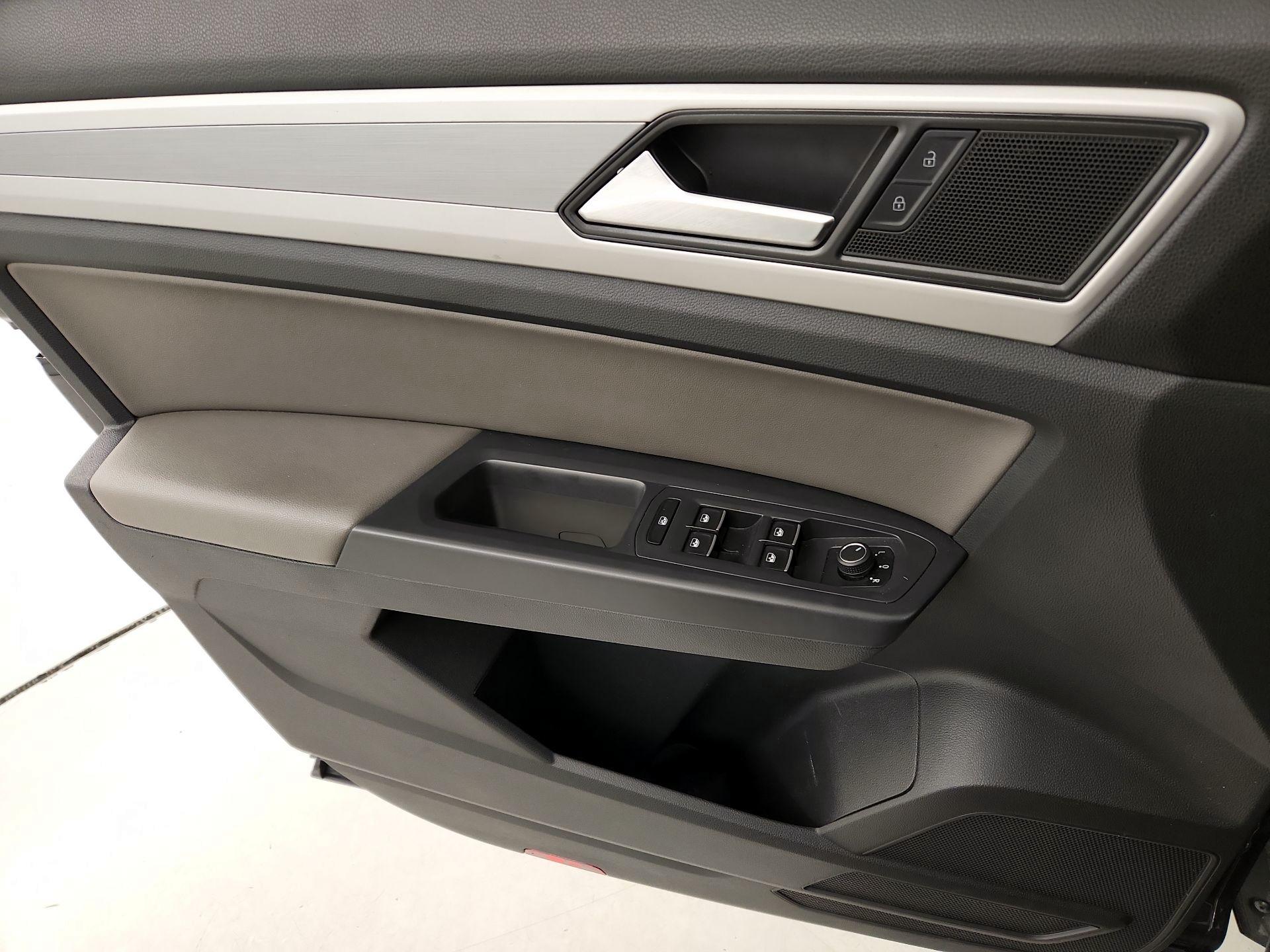 Thumbnail: 2021 Volkswagen Atlas - 12