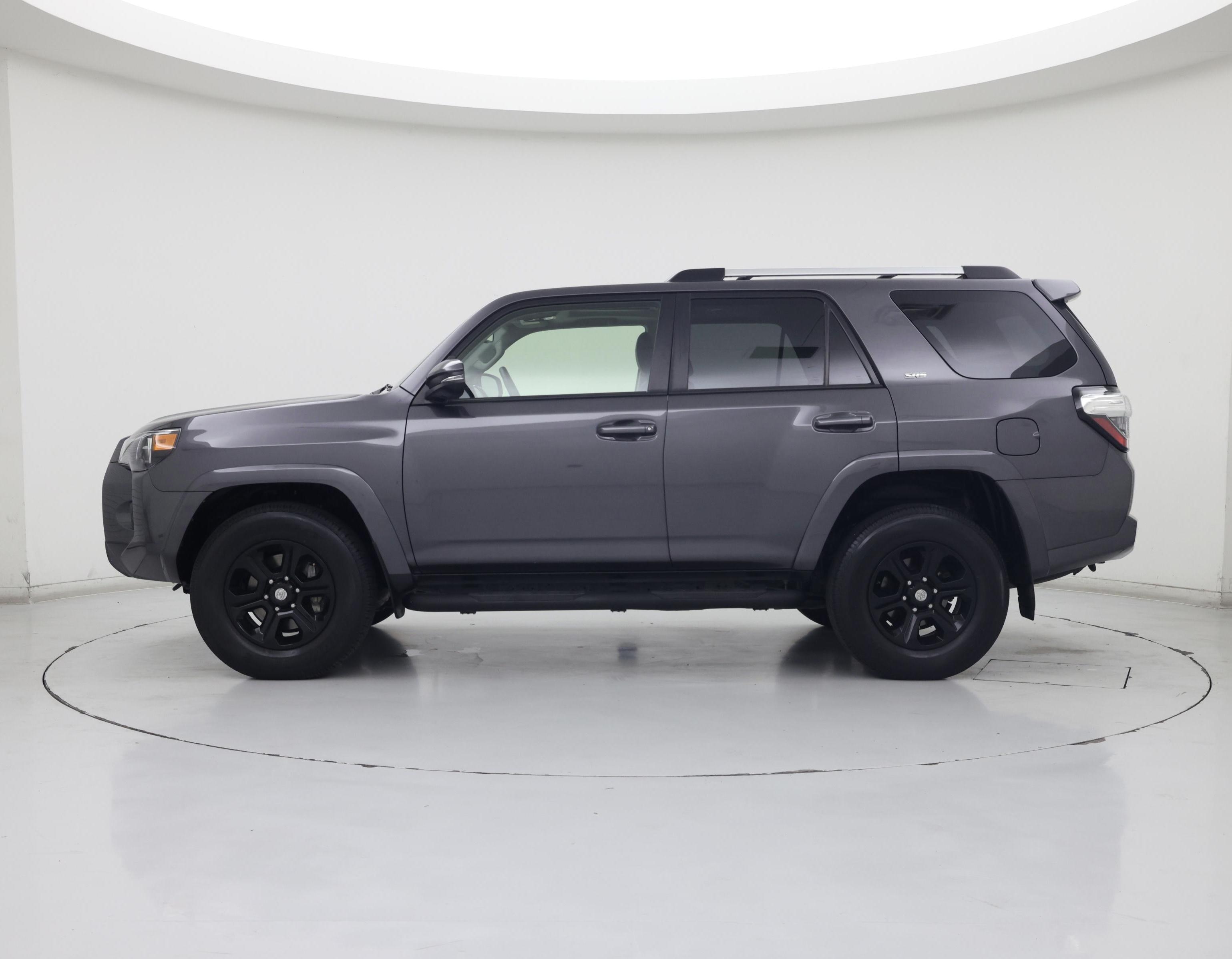 Thumbnail: 2022 Toyota 4Runner - 3