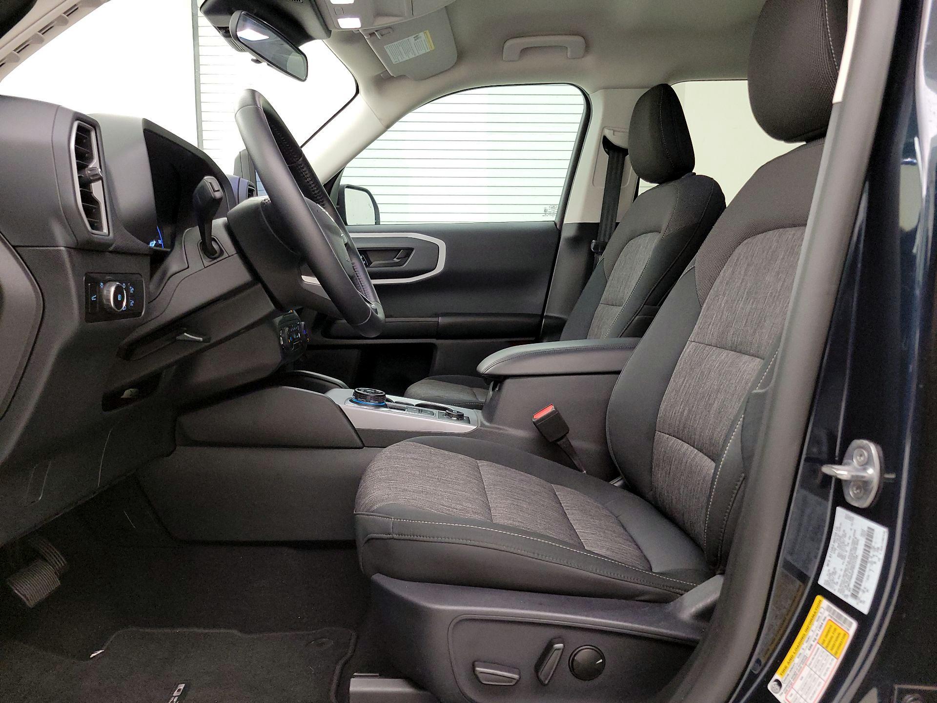 Thumbnail: 2023 Ford Bronco Sport - 11