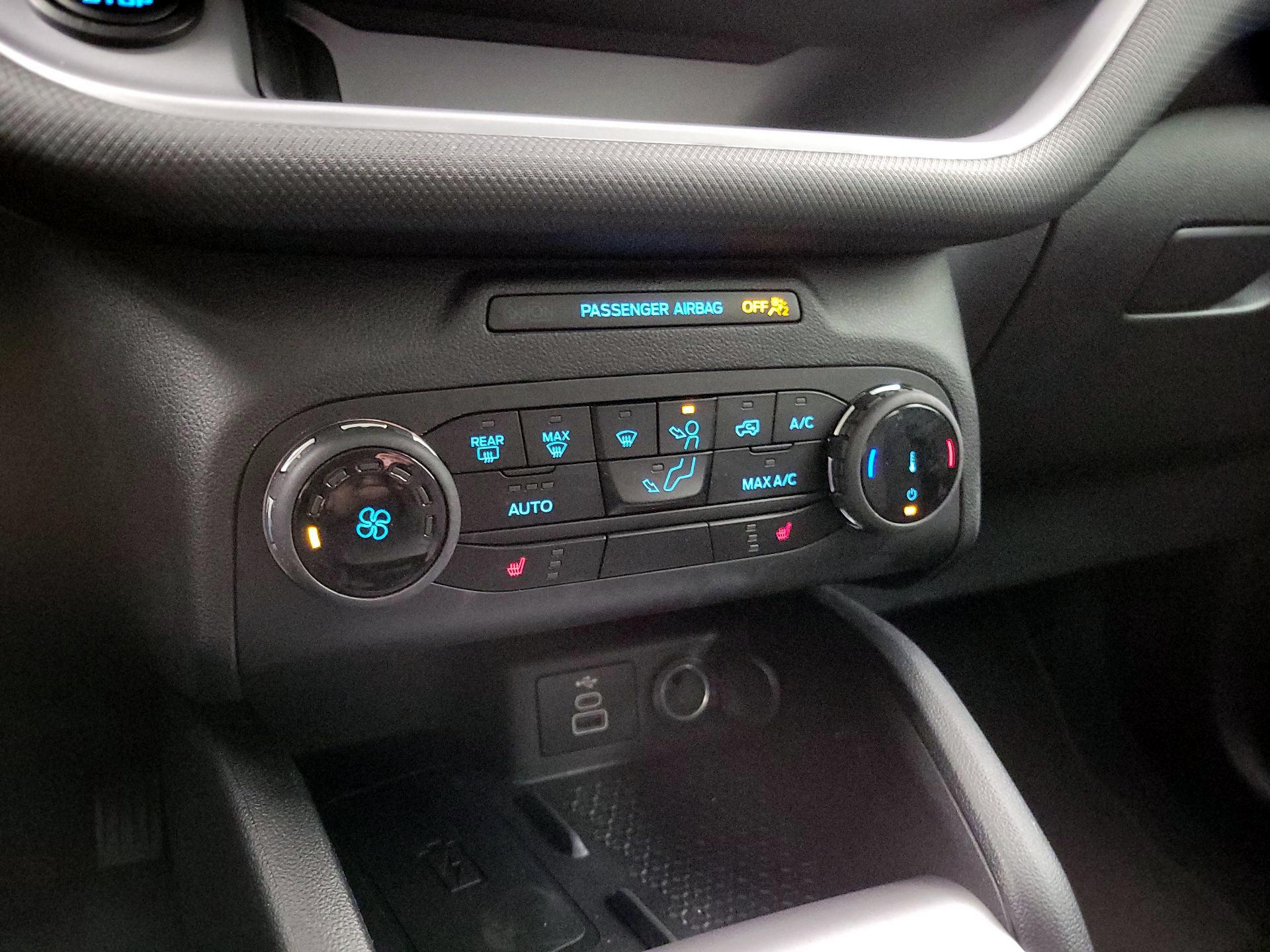 Thumbnail: 2023 Ford Bronco Sport - 16