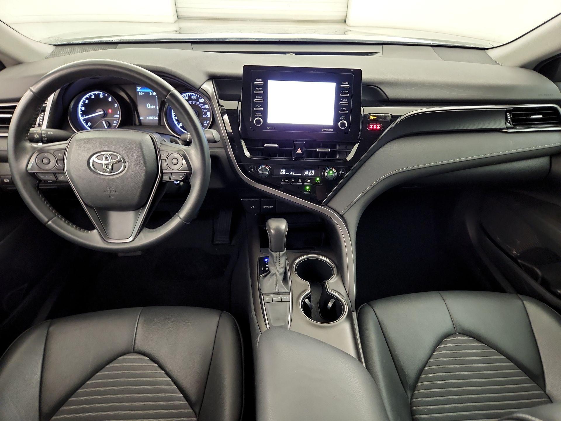 Thumbnail: 2023 Toyota Camry - 9