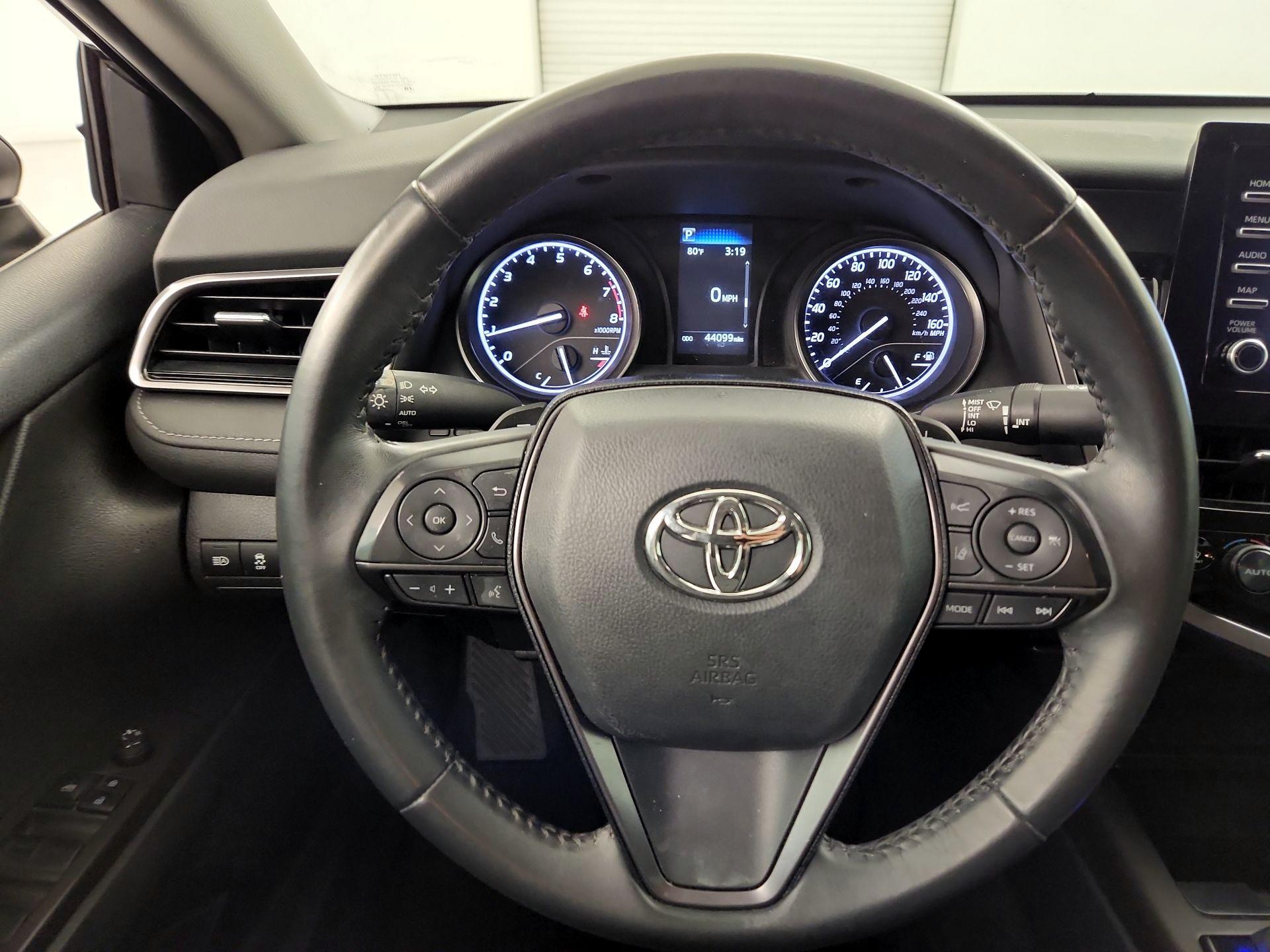 Thumbnail: 2023 Toyota Camry - 10