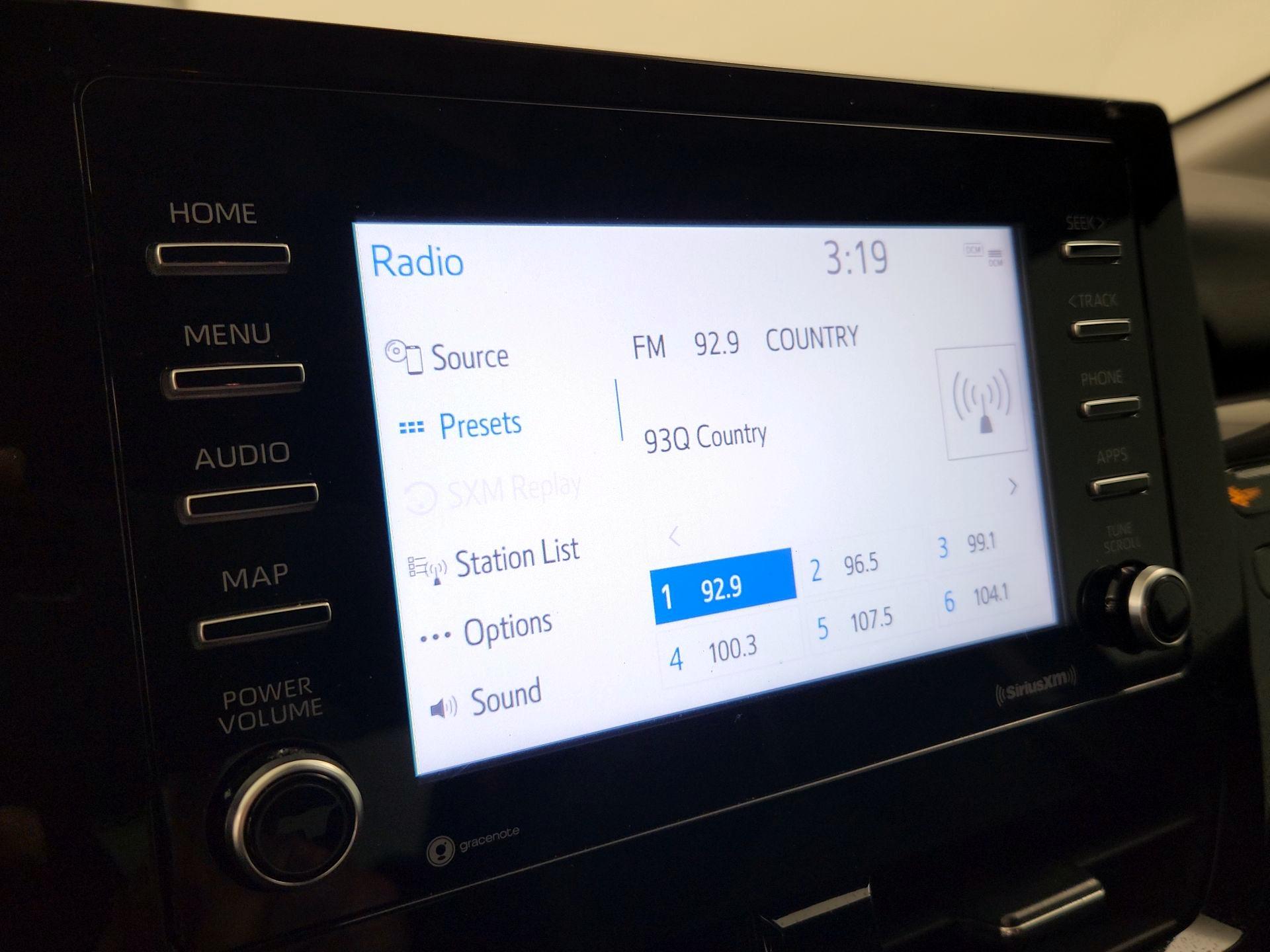 Thumbnail: 2023 Toyota Camry - 15