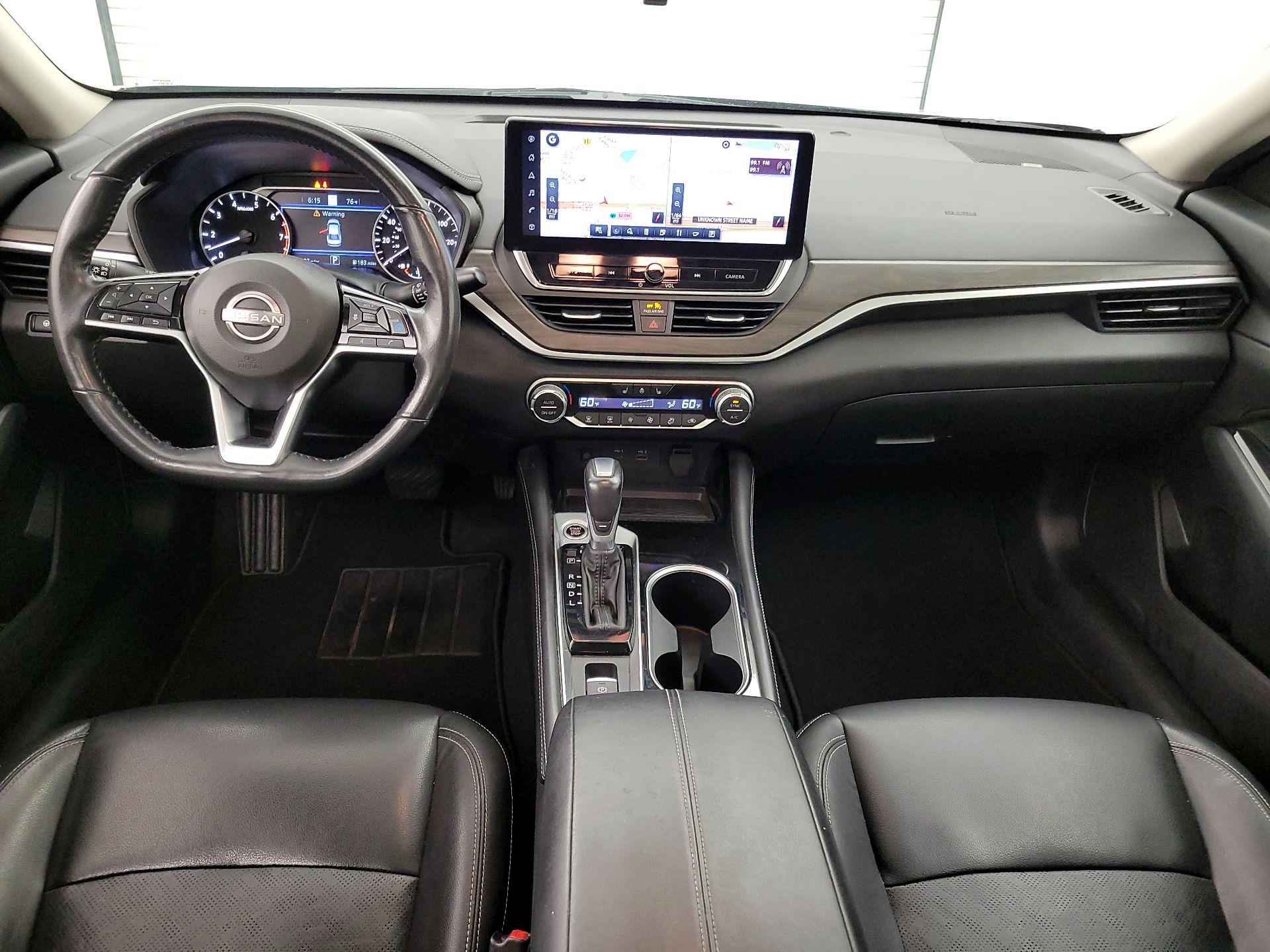 Thumbnail: 2023 Nissan Altima - 9