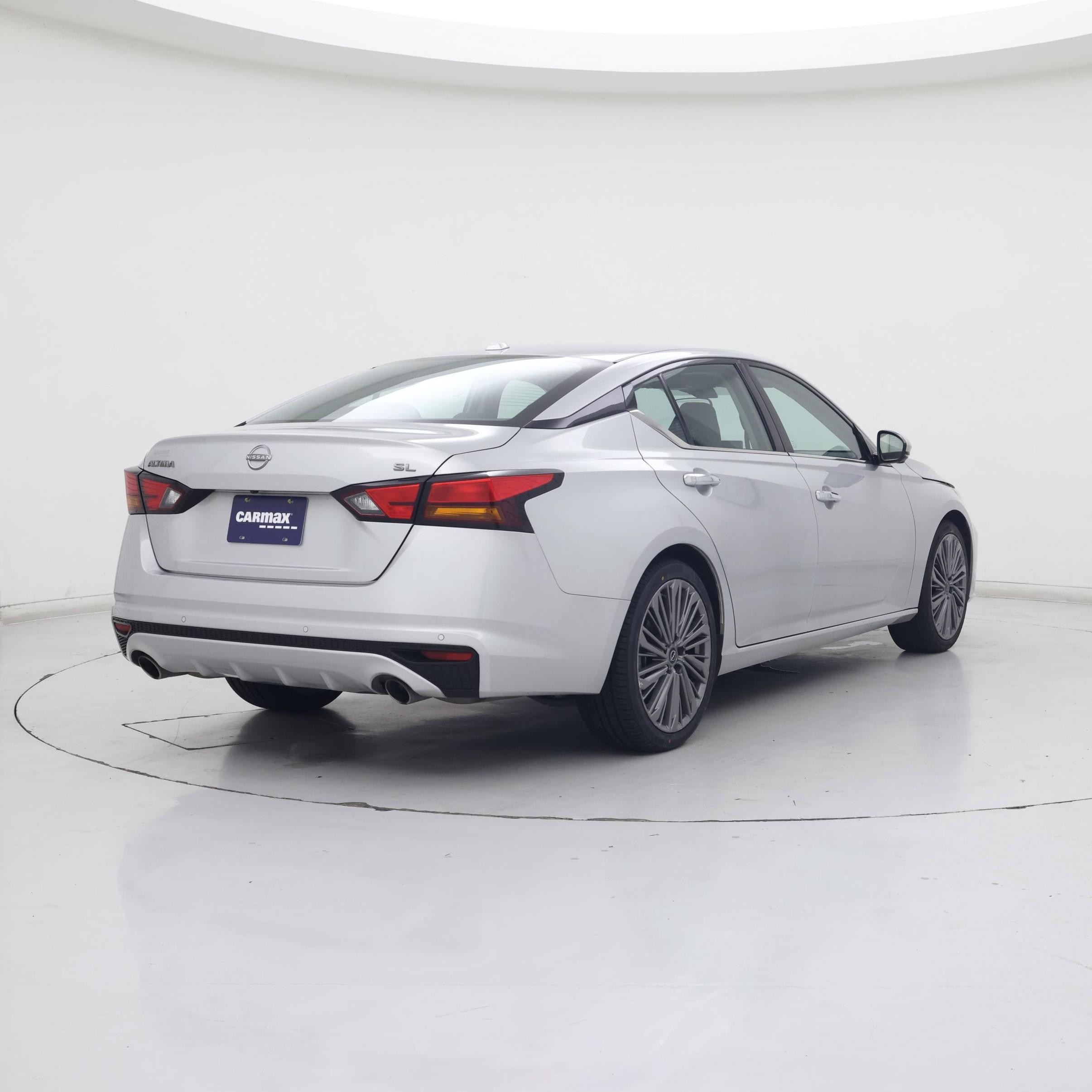 Thumbnail: 2023 Nissan Altima - 8