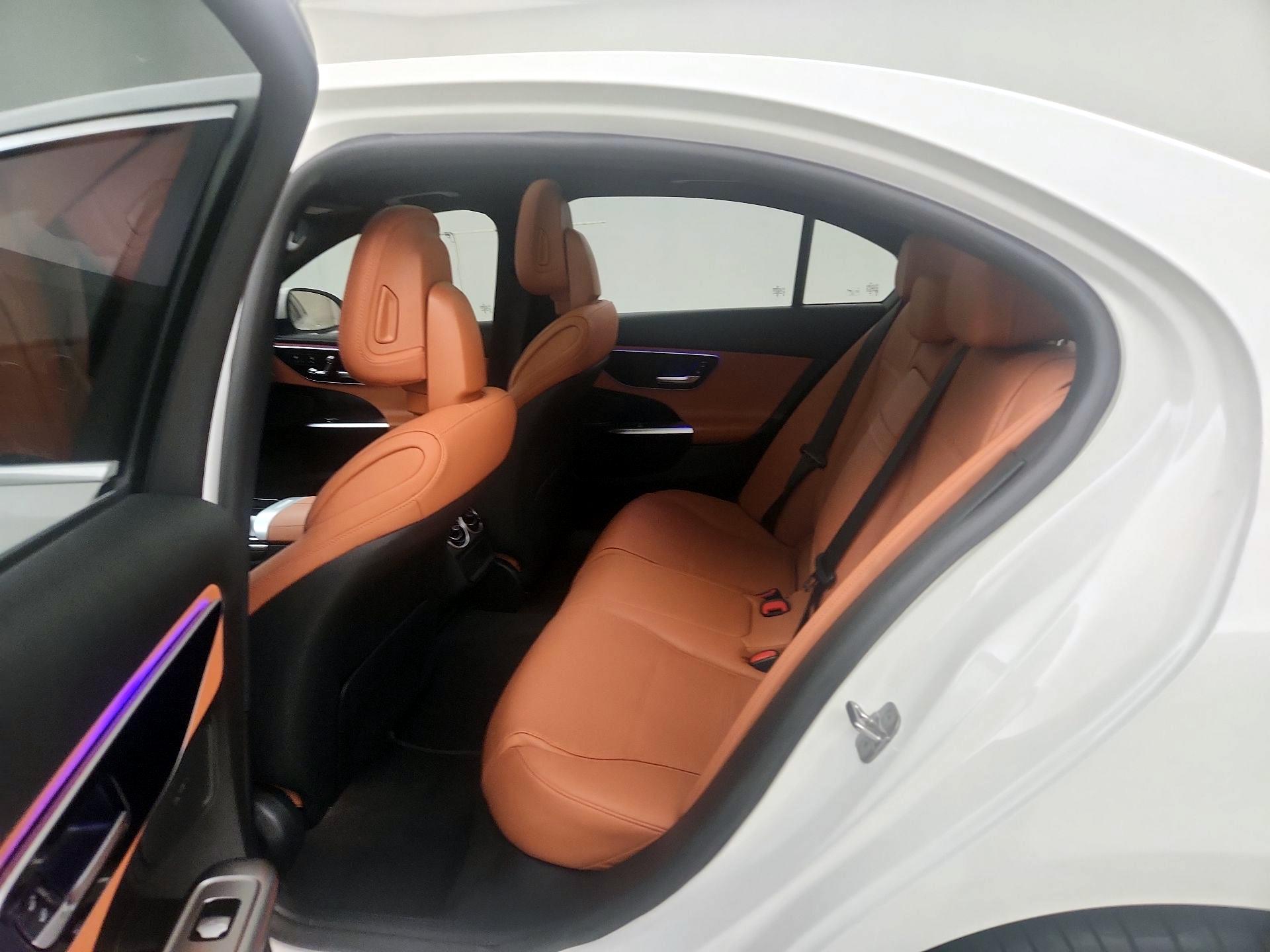 Thumbnail: 2024 Mercedes-Benz C-Class - 19