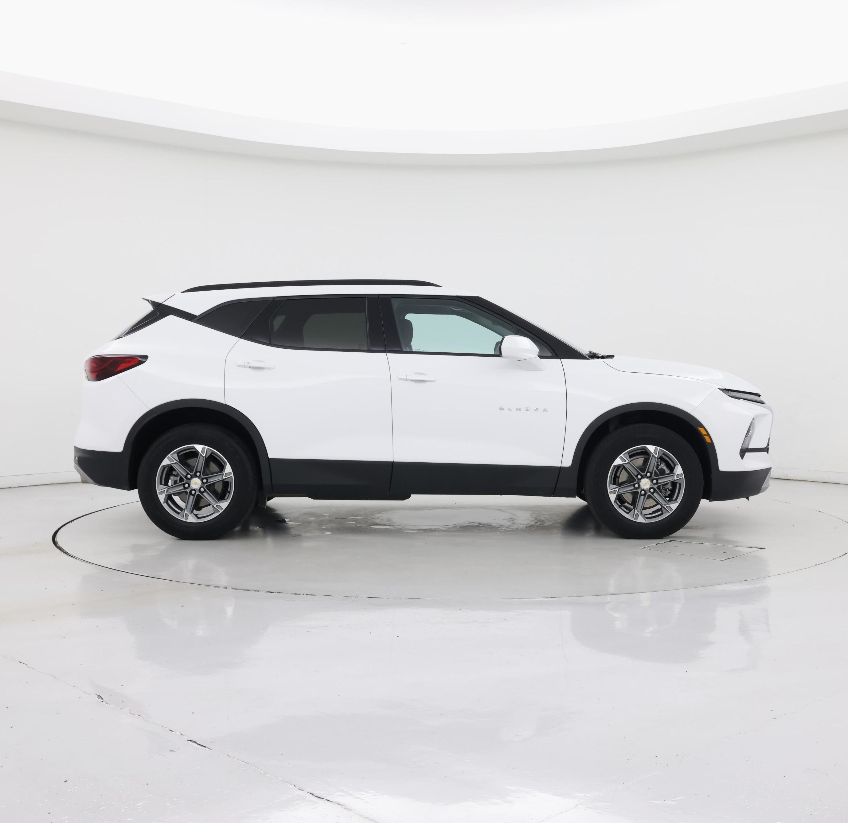 Thumbnail: 2023 Chevrolet Blazer - 7