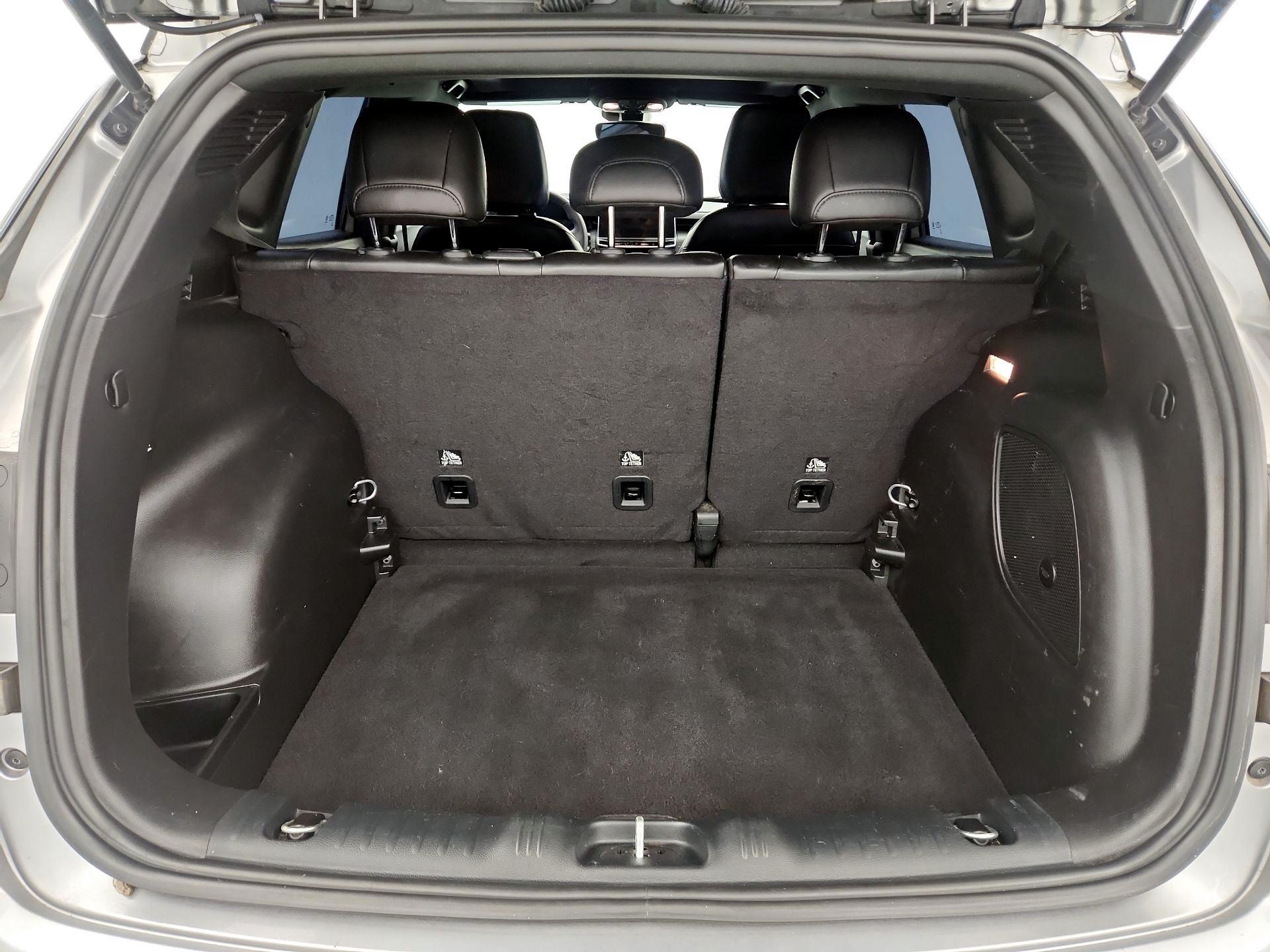 Thumbnail: 2022 Jeep Compass - 16