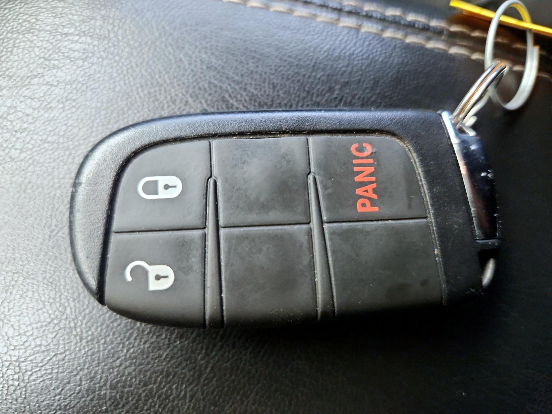 Thumbnail: 2022 Jeep Compass - 18