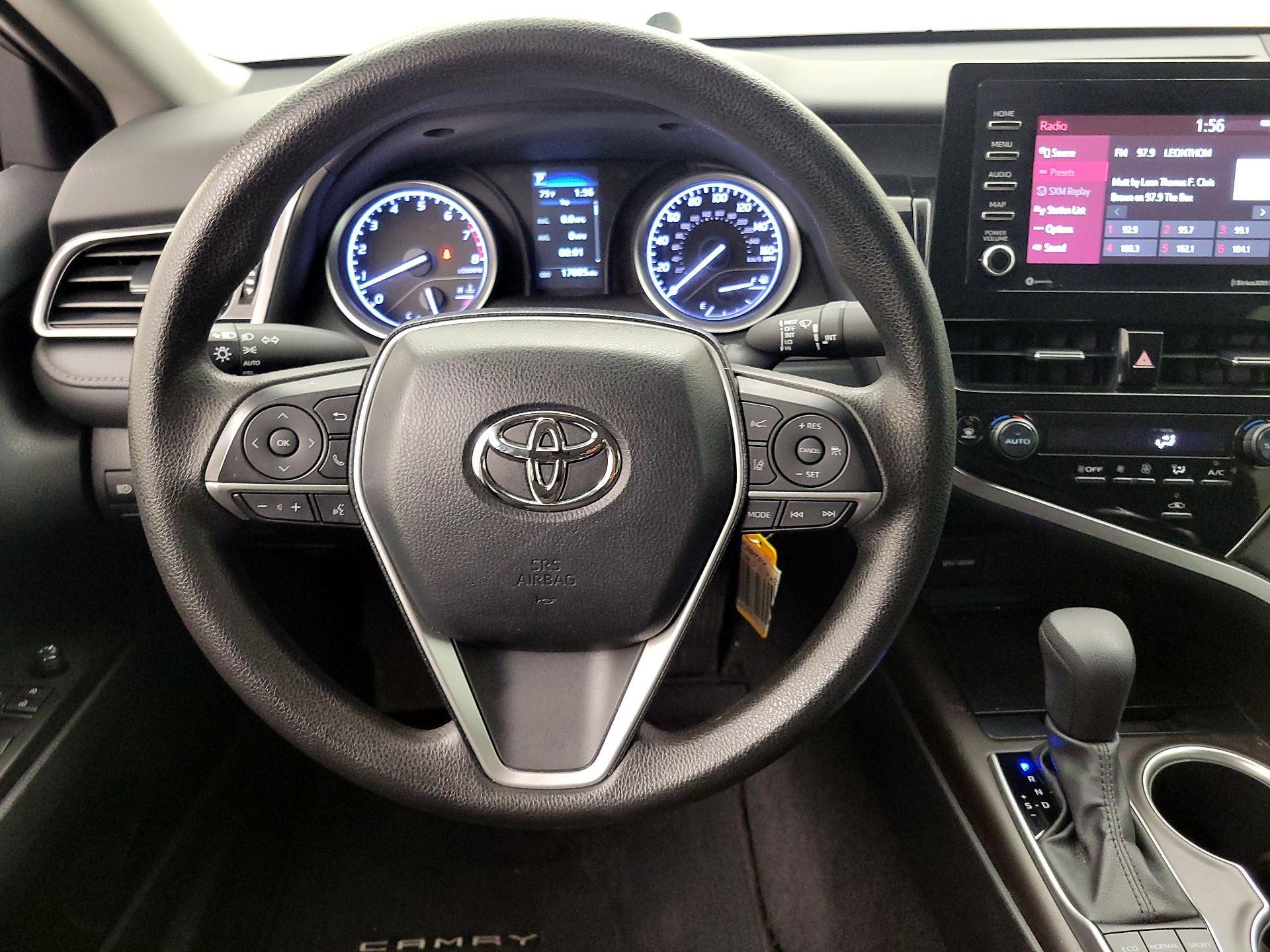 Thumbnail: 2023 Toyota Camry - 10