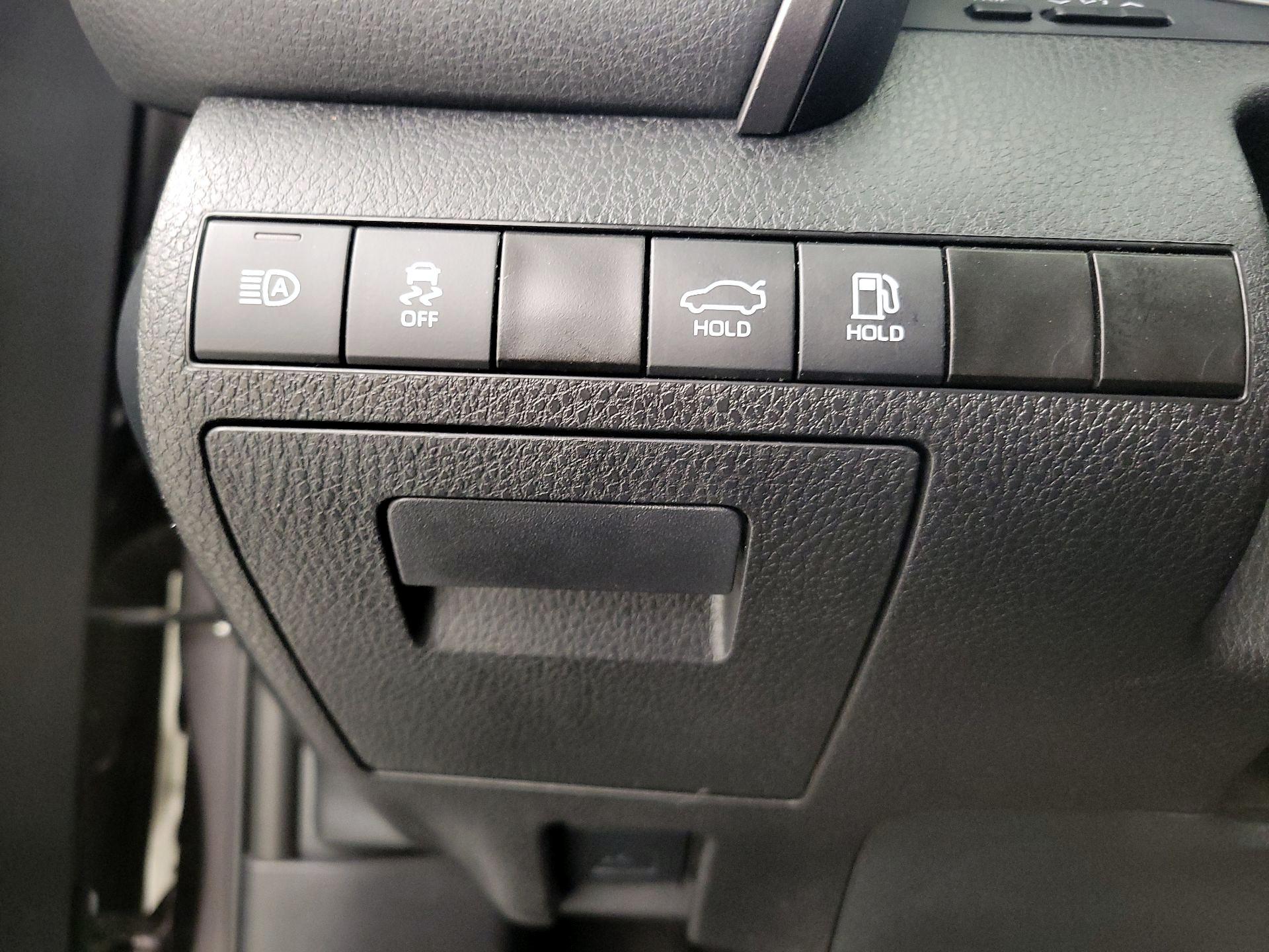 Thumbnail: 2023 Toyota Camry - 13