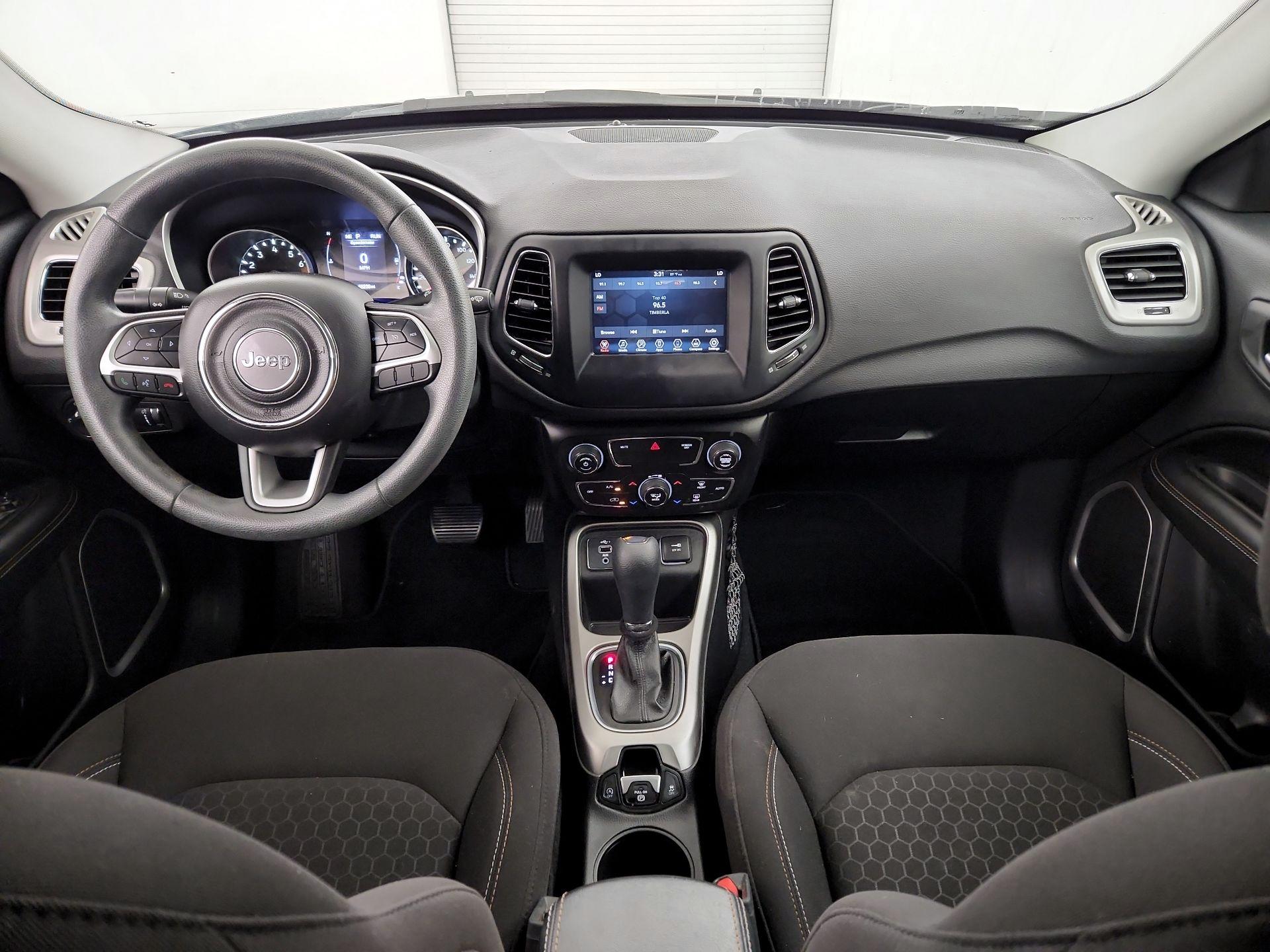 Thumbnail: 2021 Jeep Compass - 9