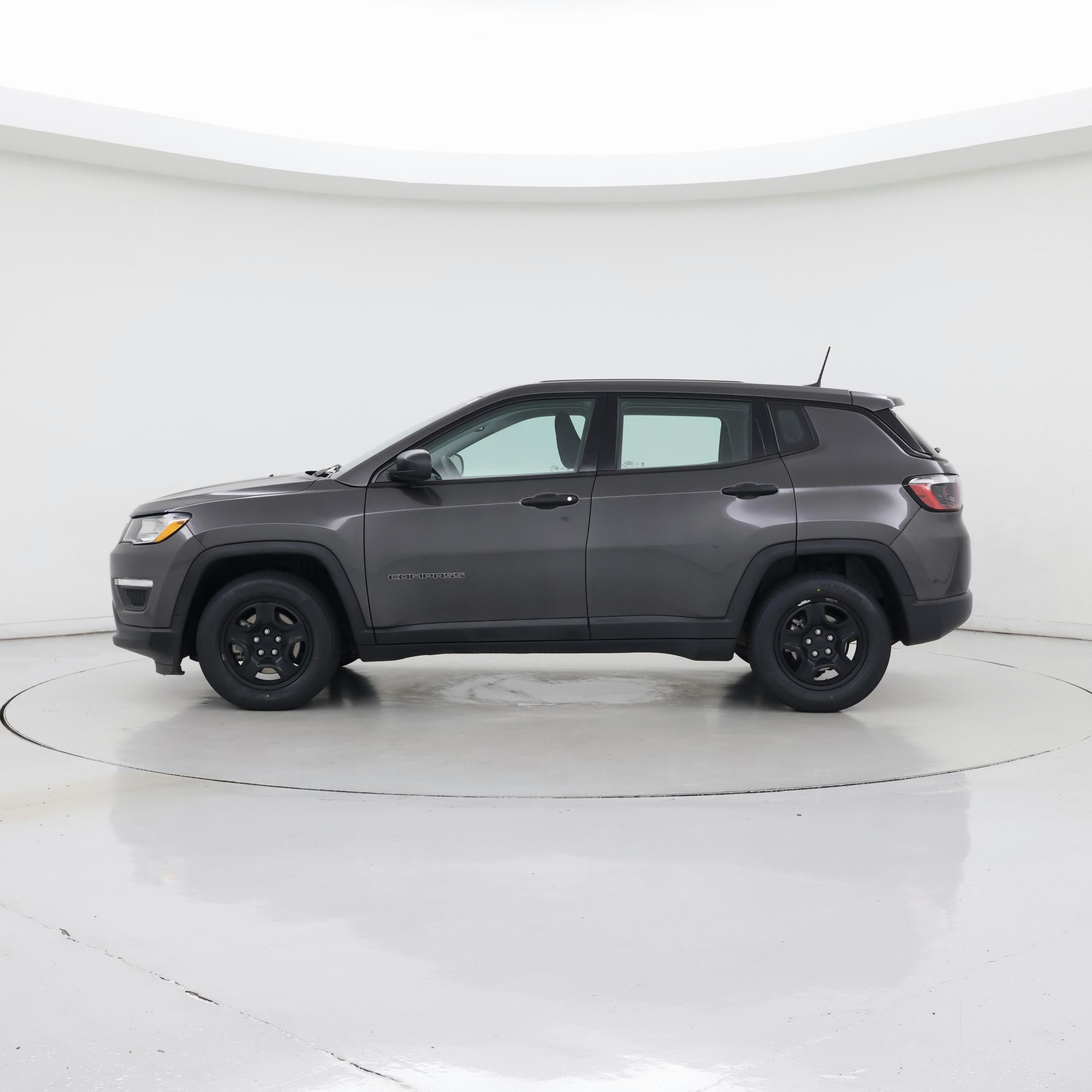 Thumbnail: 2021 Jeep Compass - 3