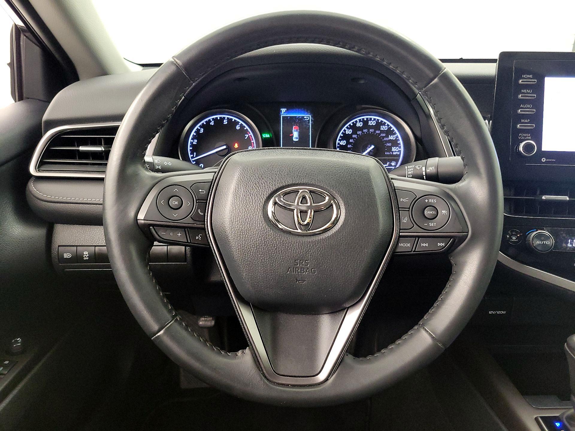 Thumbnail: 2023 Toyota Camry - 10