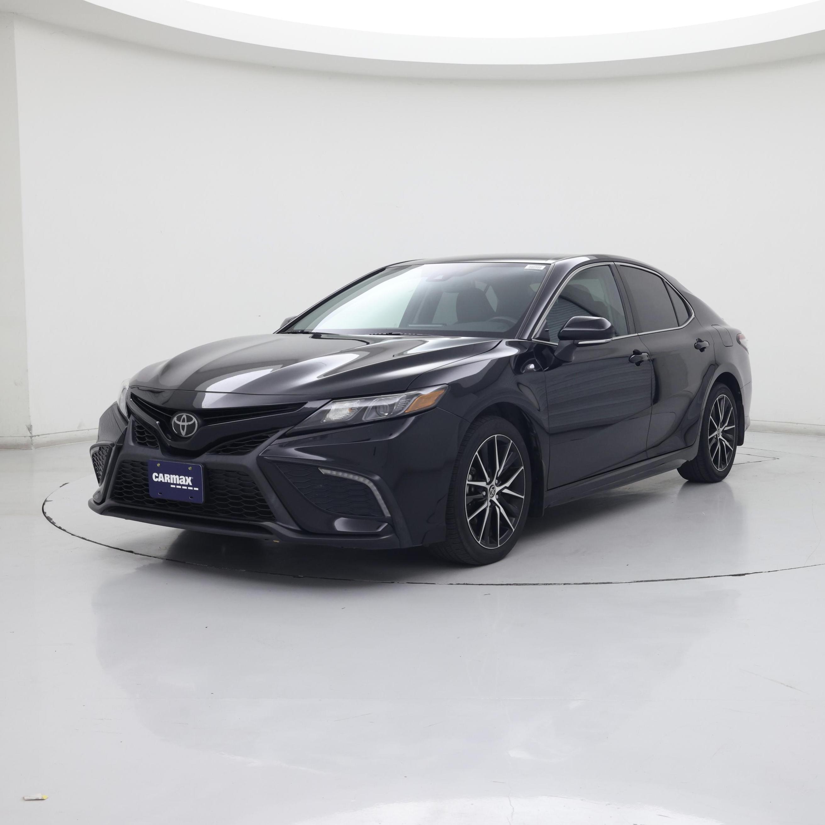 Thumbnail: 2023 Toyota Camry - 4