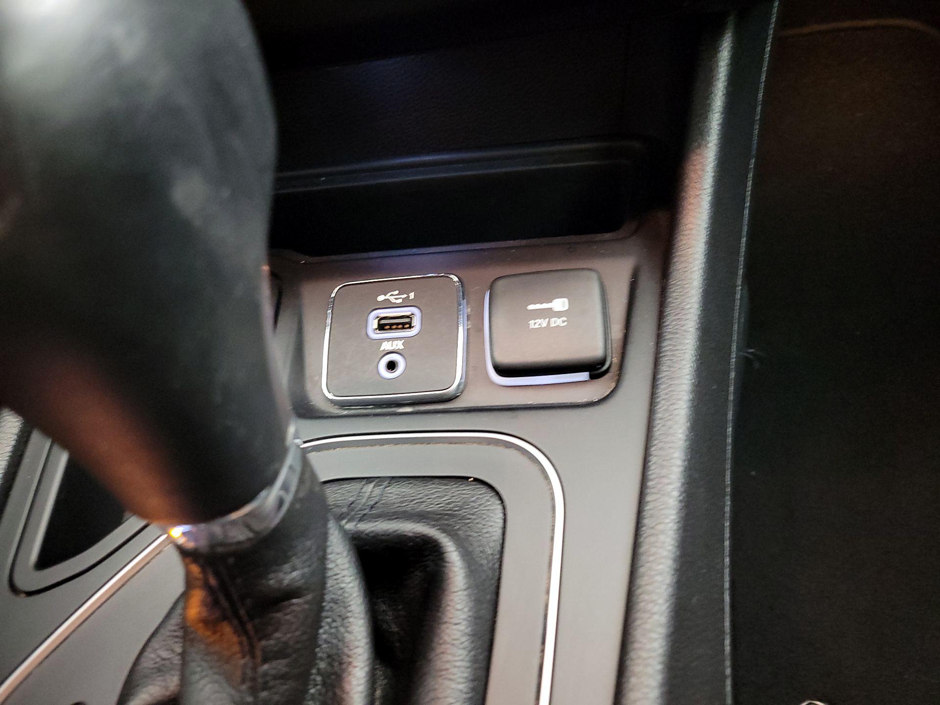 Thumbnail: 2020 Jeep Cherokee - 18