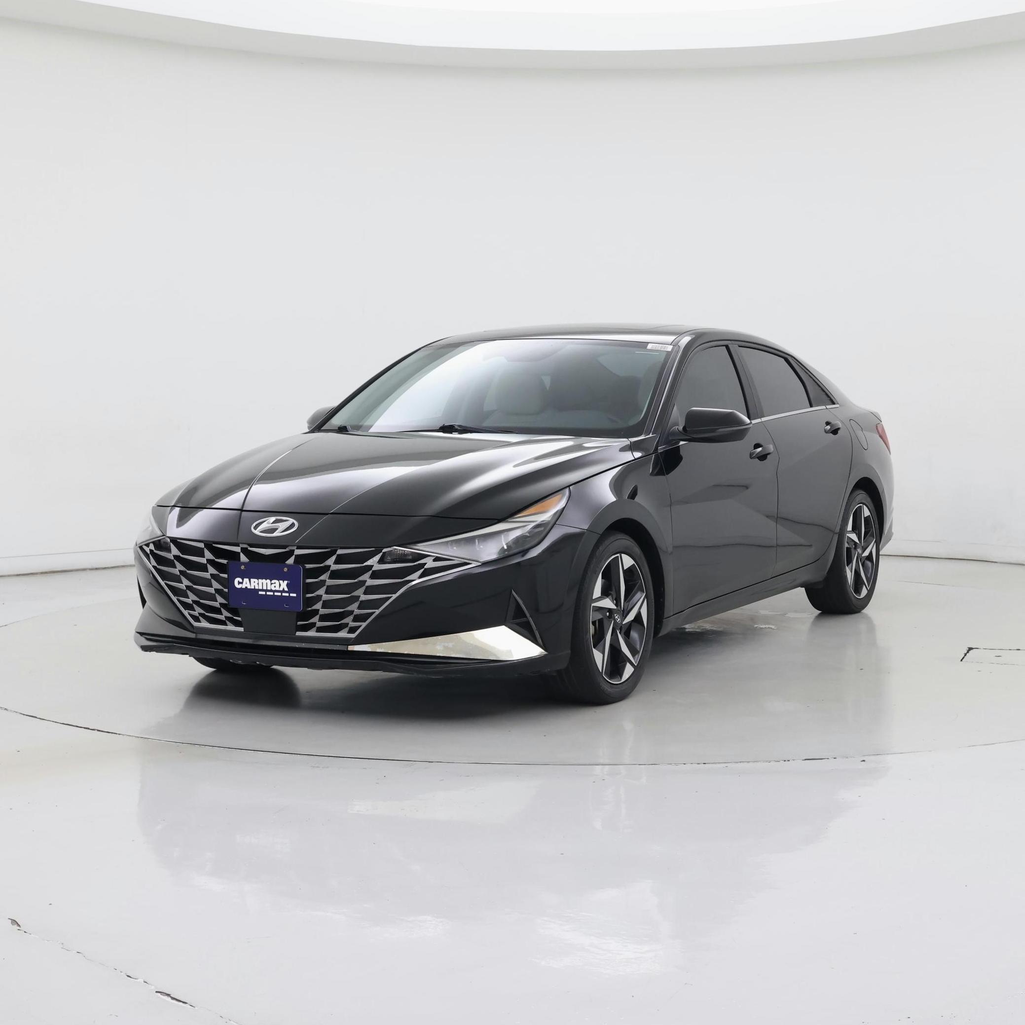 Thumbnail: 2023 Hyundai Elantra - 4