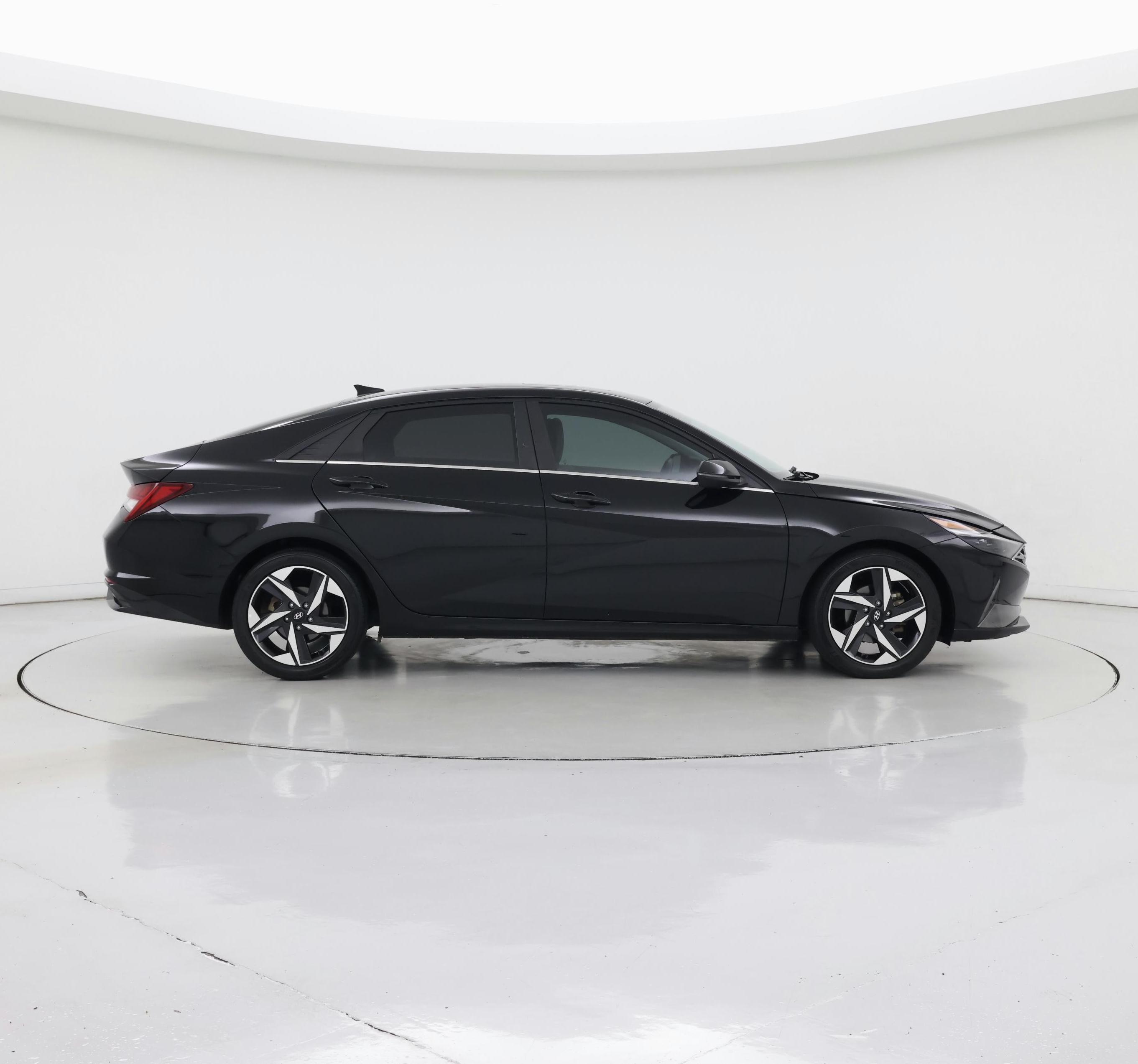 Thumbnail: 2023 Hyundai Elantra - 7