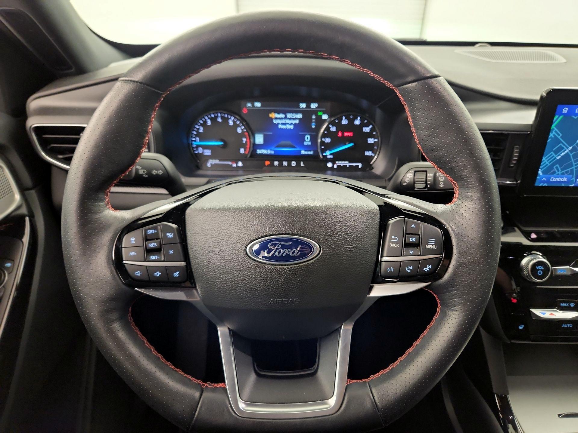 Thumbnail: 2022 Ford Explorer - 10