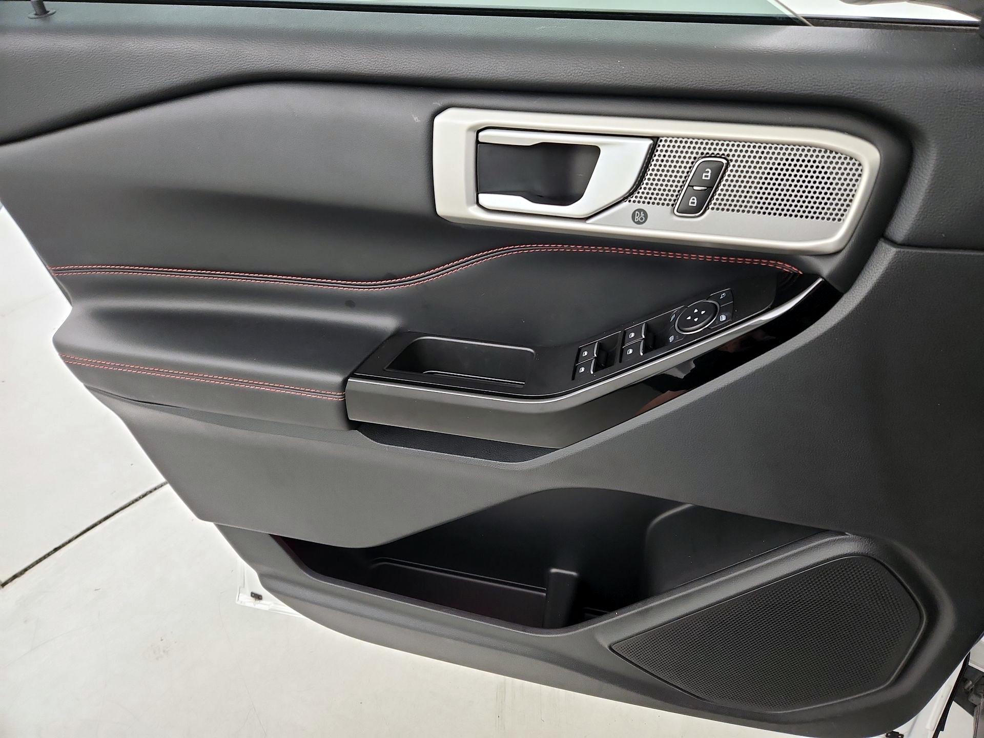 Thumbnail: 2022 Ford Explorer - 12