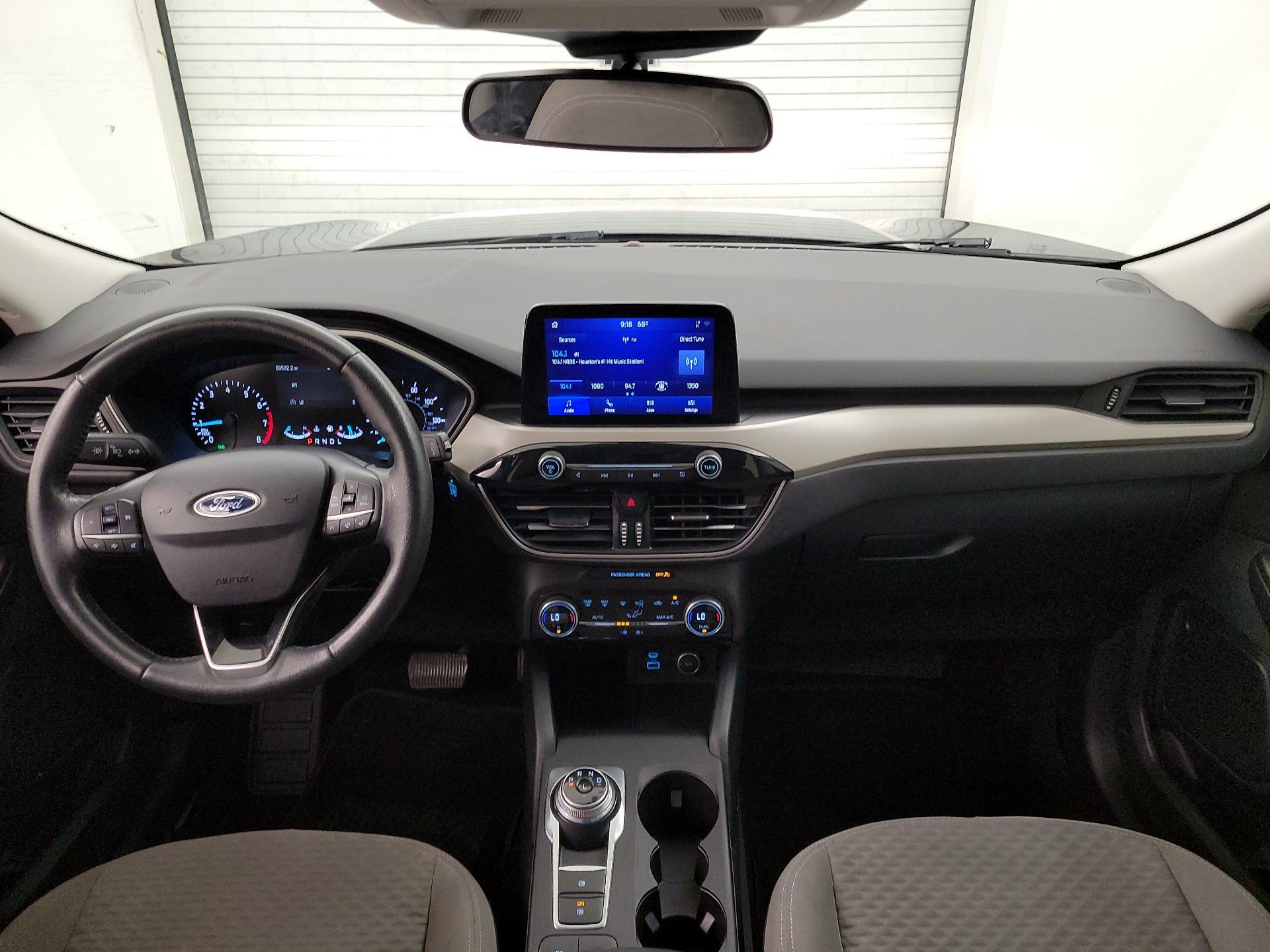 Thumbnail: 2021 Ford Escape - 9