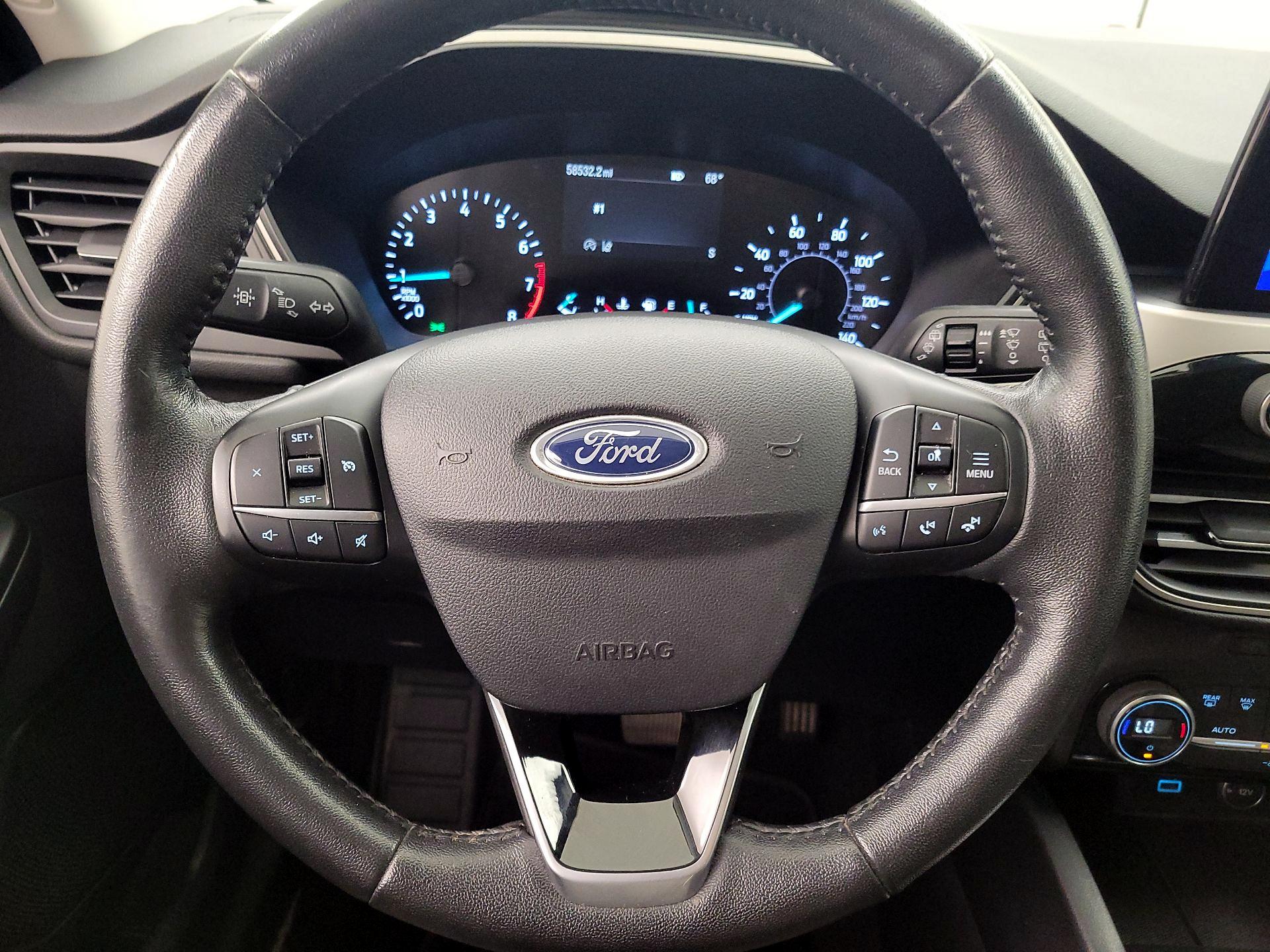 Thumbnail: 2021 Ford Escape - 10