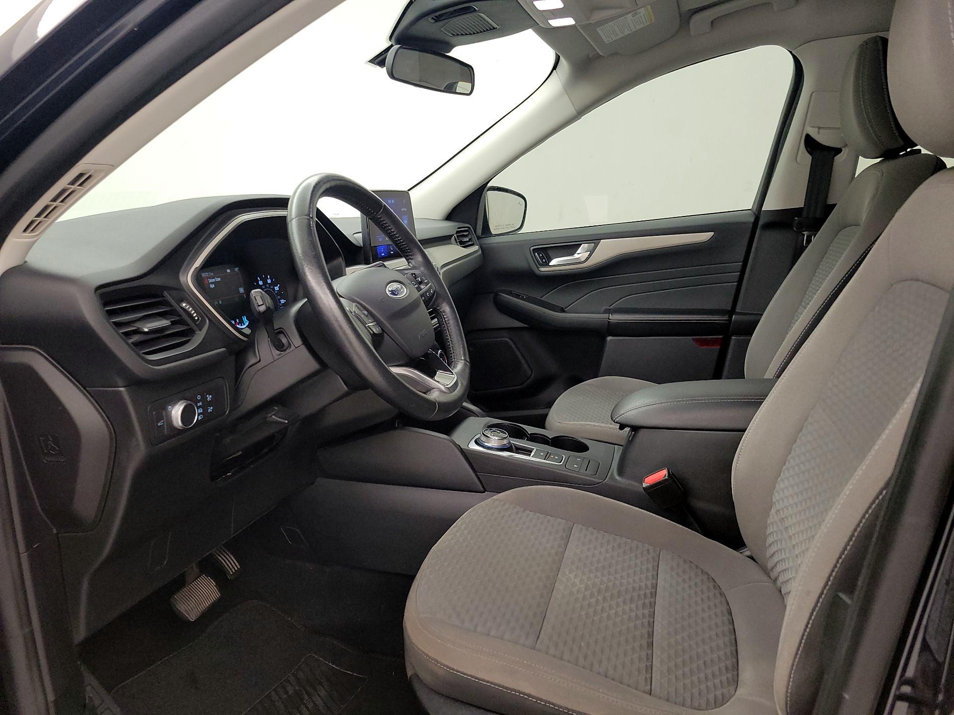 Thumbnail: 2021 Ford Escape - 11