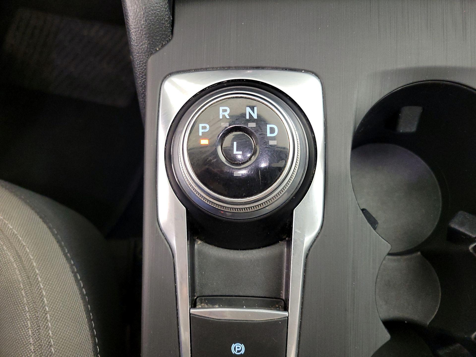 Thumbnail: 2021 Ford Escape - 17