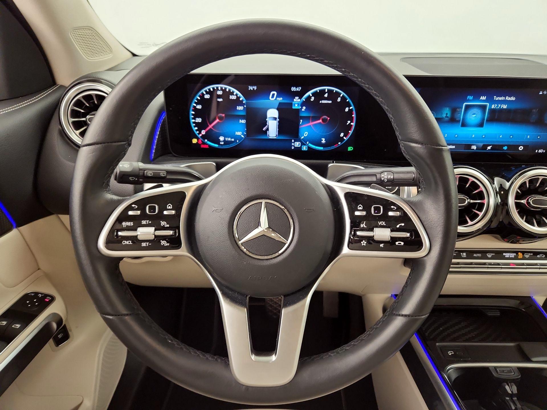 Thumbnail: 2023 Mercedes-Benz GLB - 10