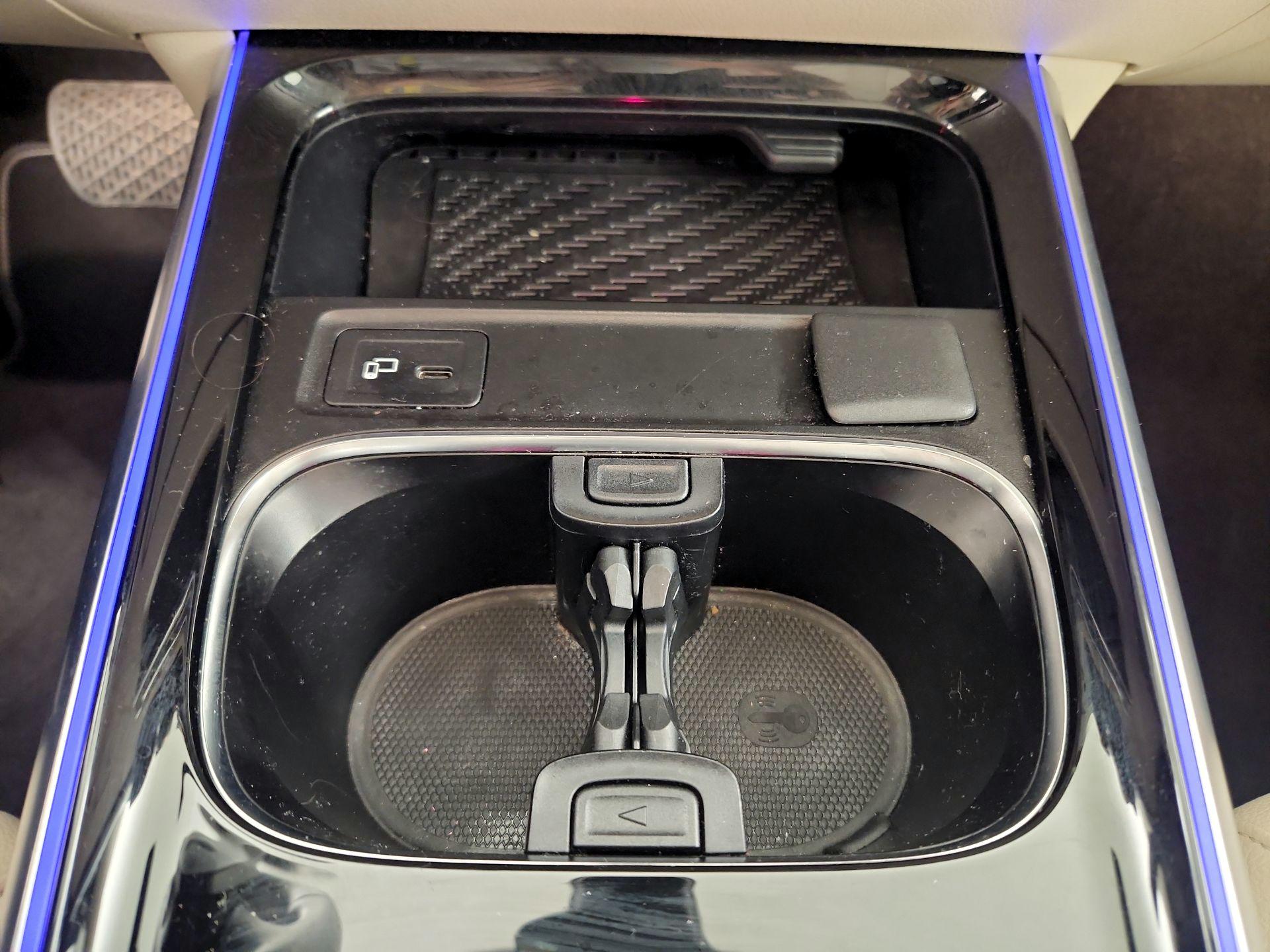 Thumbnail: 2023 Mercedes-Benz GLB - 18