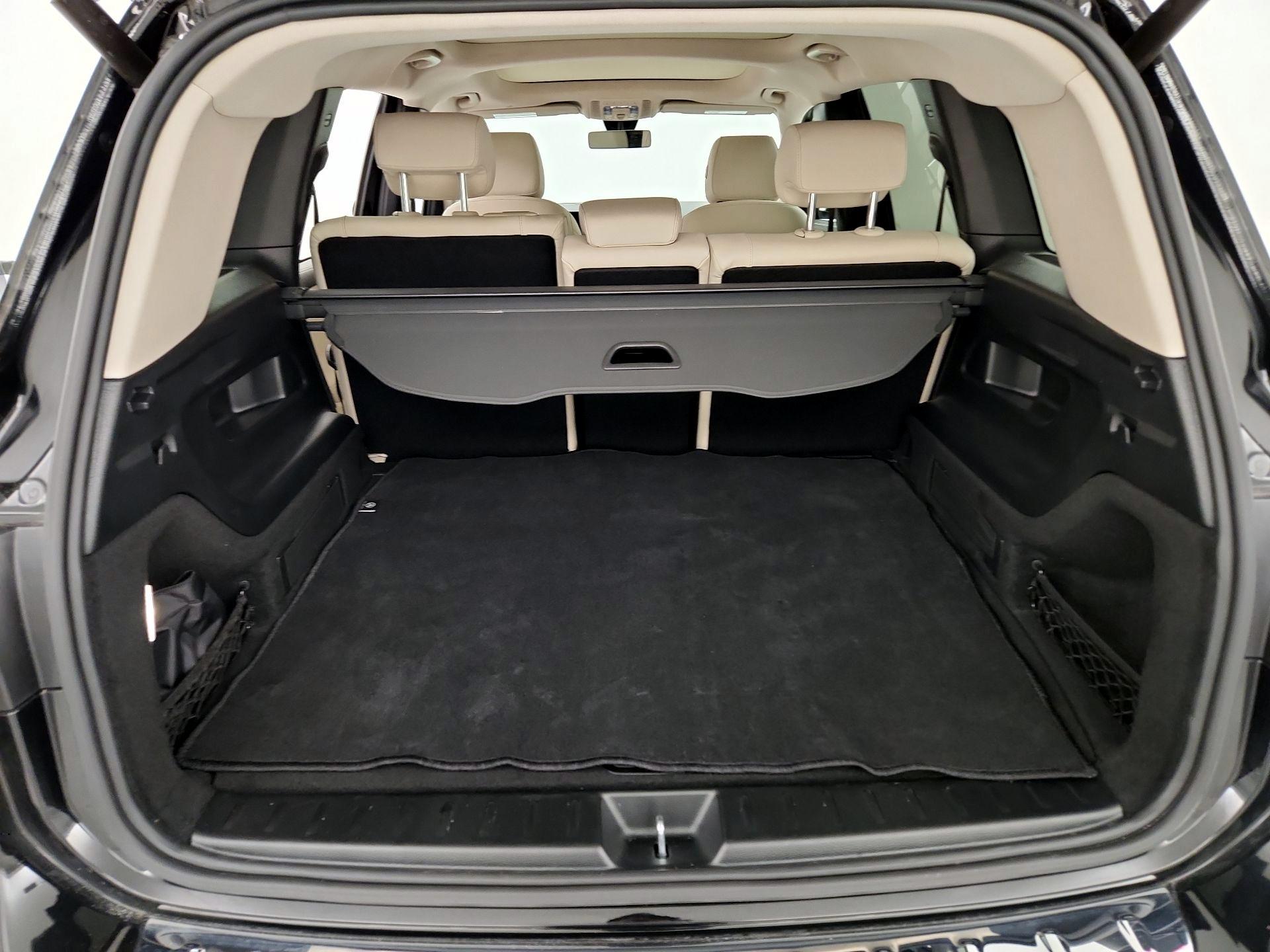 Thumbnail: 2023 Mercedes-Benz GLB - 20