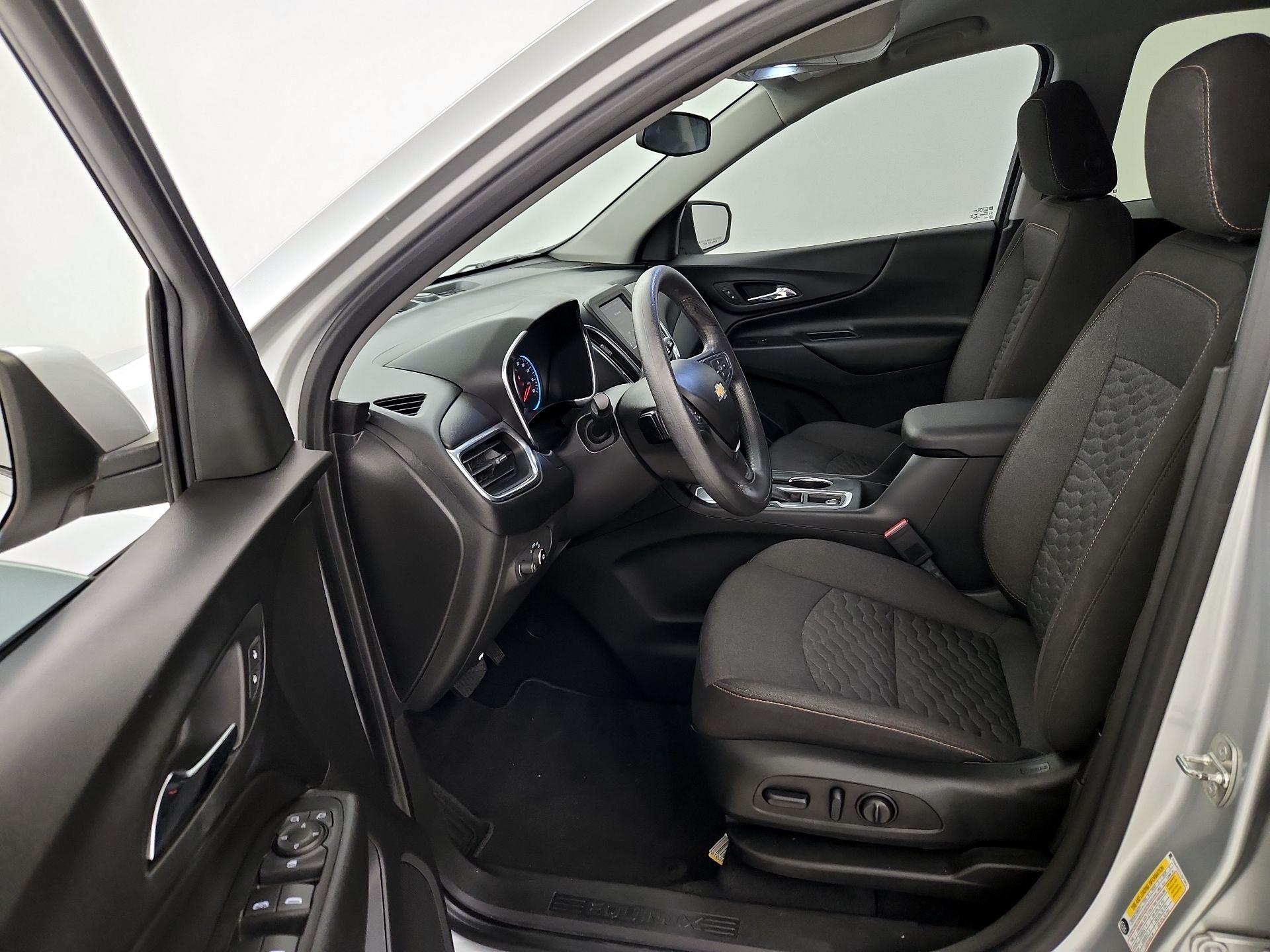 Thumbnail: 2020 Chevrolet Equinox - 11