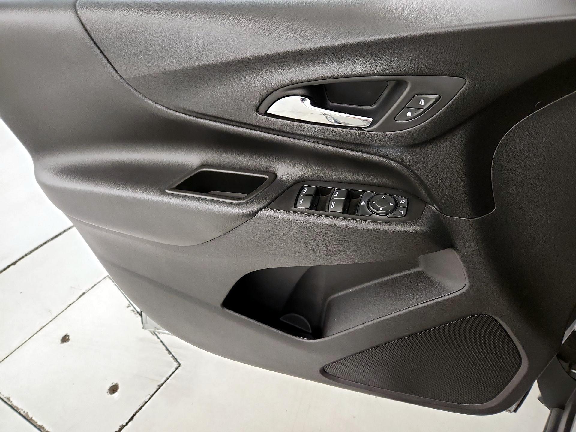 Thumbnail: 2020 Chevrolet Equinox - 12
